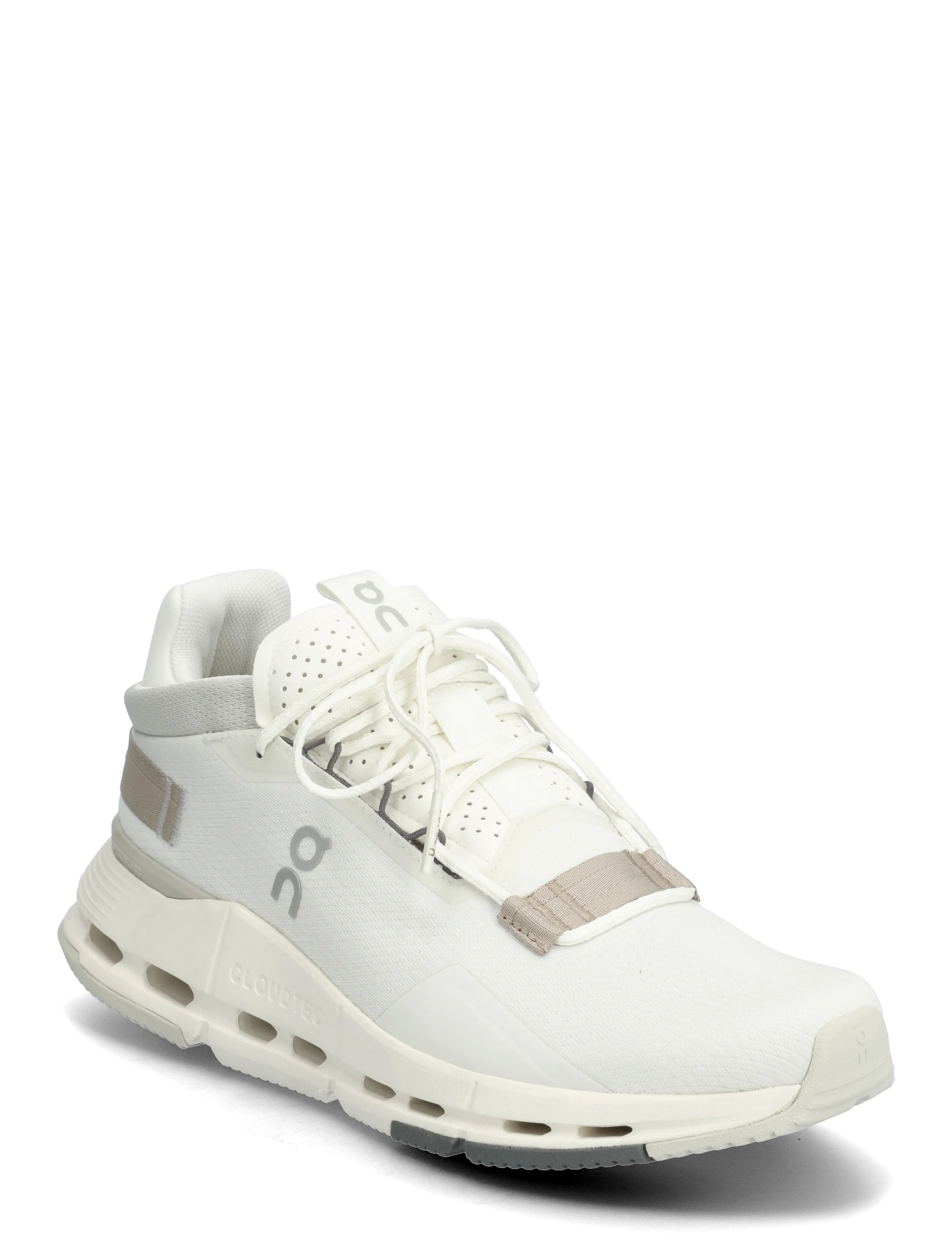On Cloudnova 2, 41, White, Sport Sneakers > Sport Low Top Sneakers, Herre