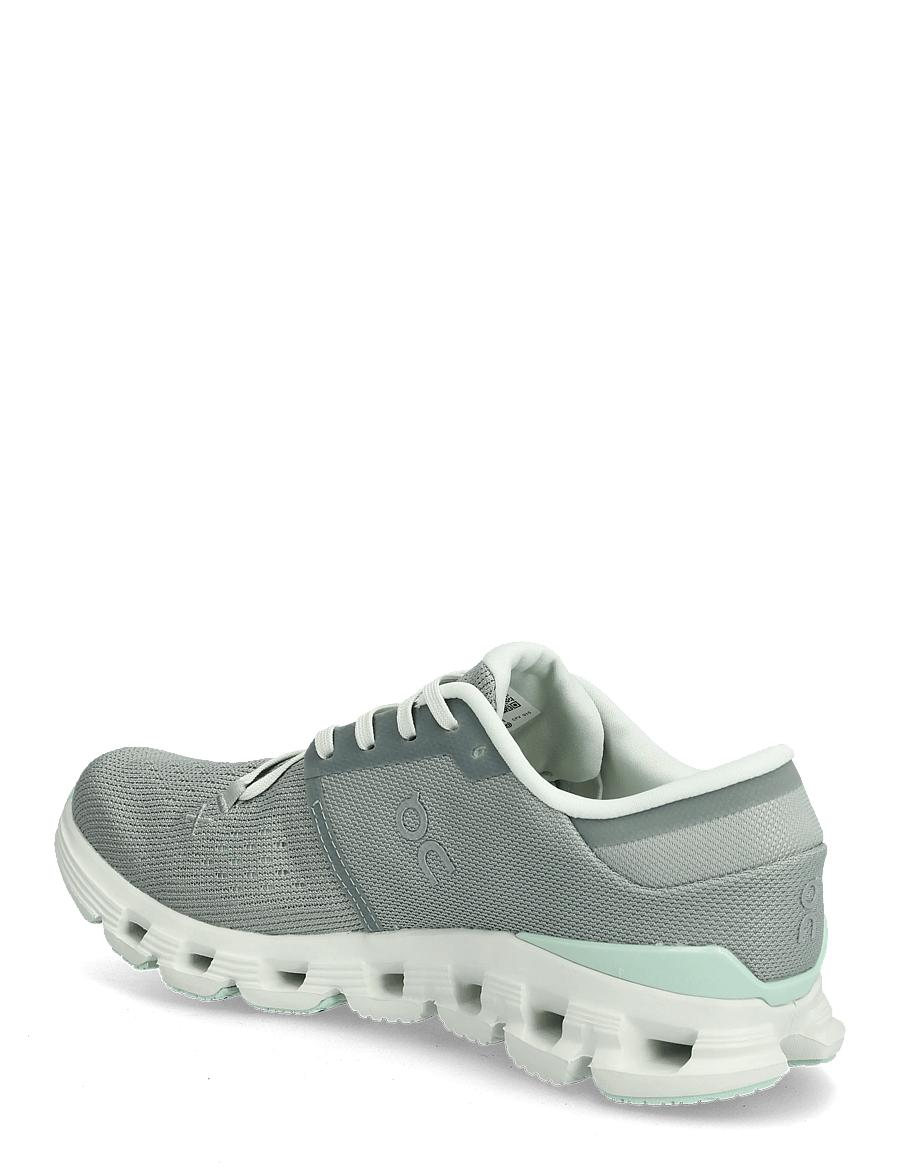On - Cloud X 4 - treeningjalatsid - tin | iceberg - 2