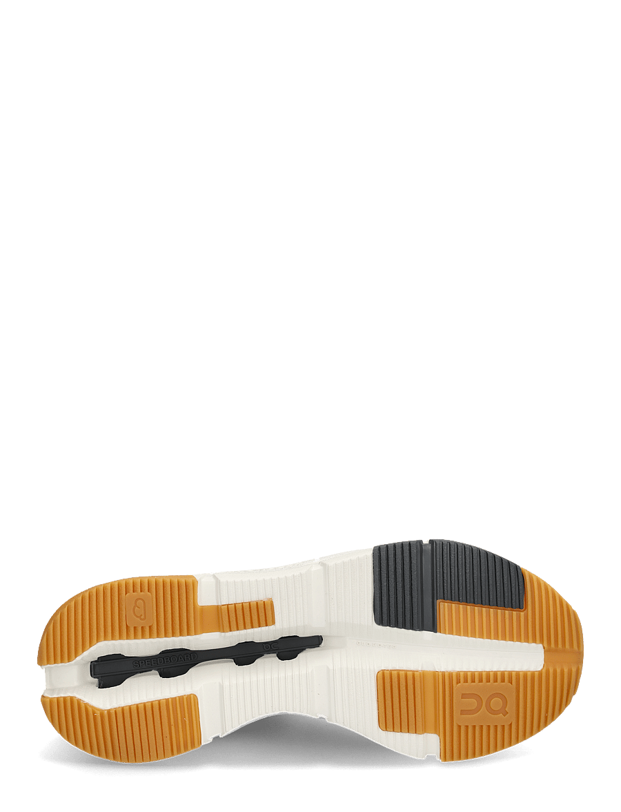 On - Cloudnova Form 2 - lave sneakers - black | ivory - 4