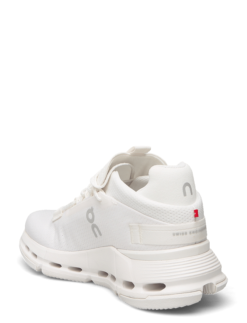 On - Cloudnova 2 - low top sneakers - all white - 2