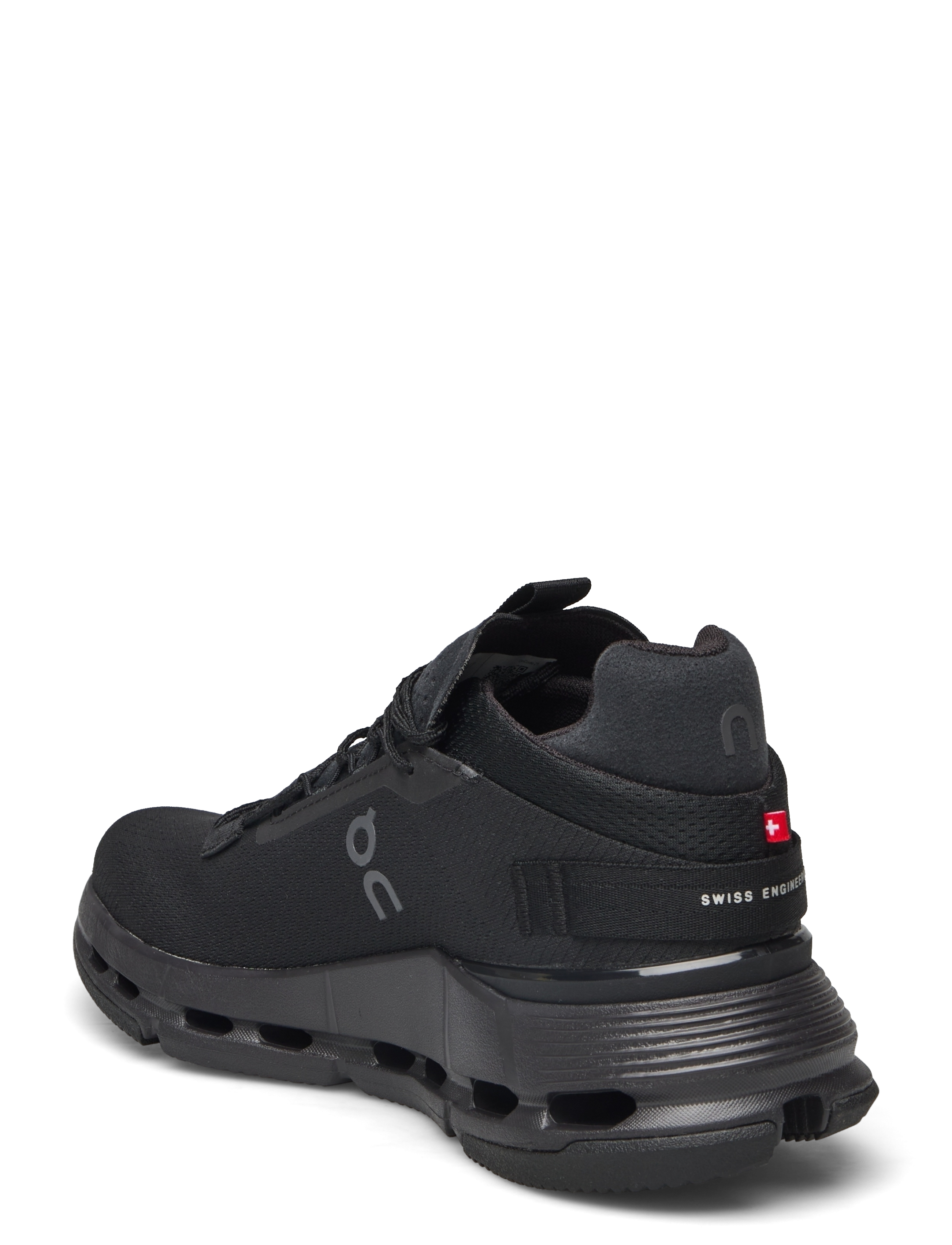 On - Cloudnova 2 - lave sneakers - all black - 2