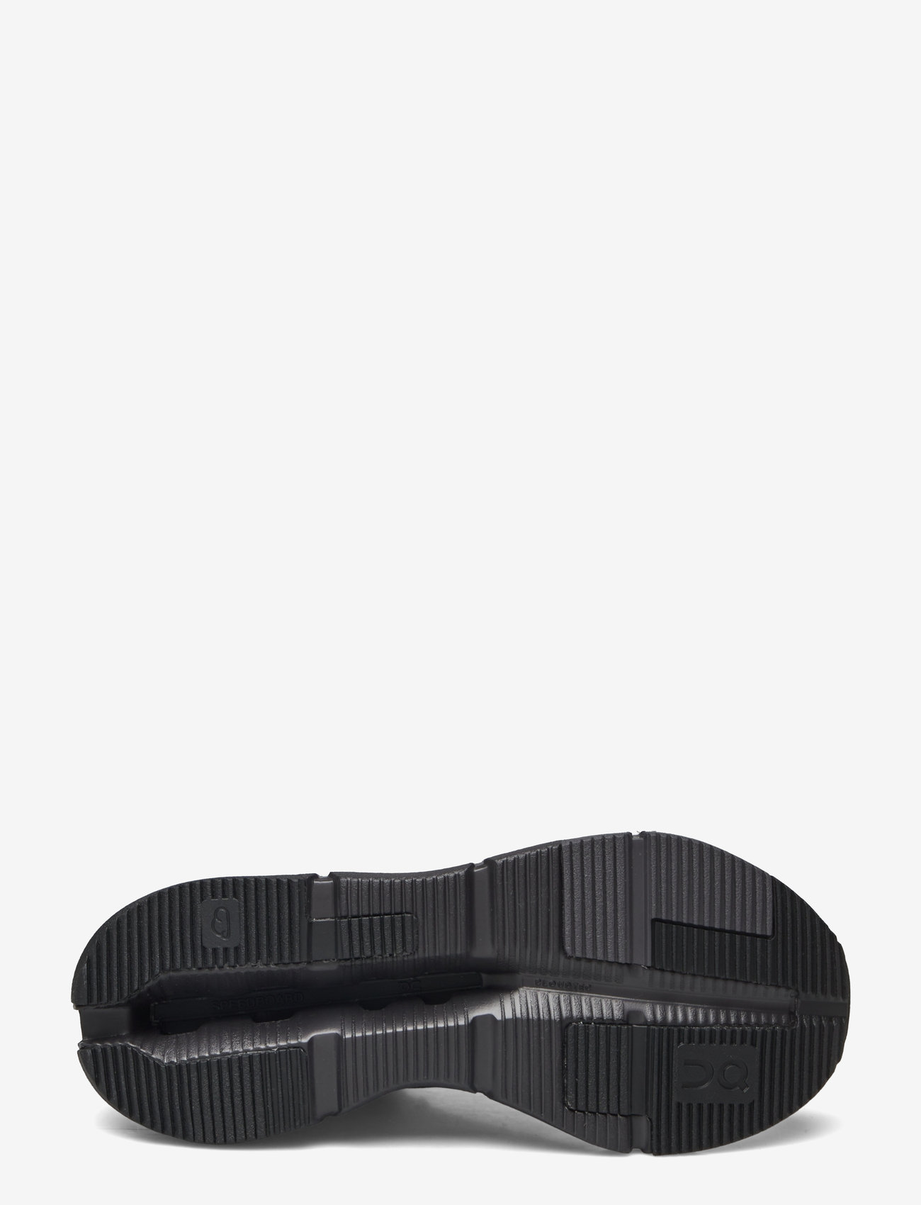 On - Cloudnova 2 - low top sneakers - all black - 4