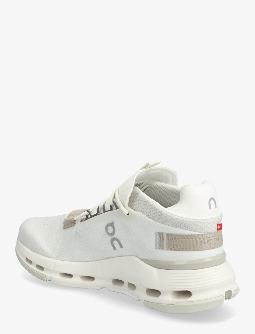 On - Cloudnova 2 - låga sneakers - ice | sand - 2