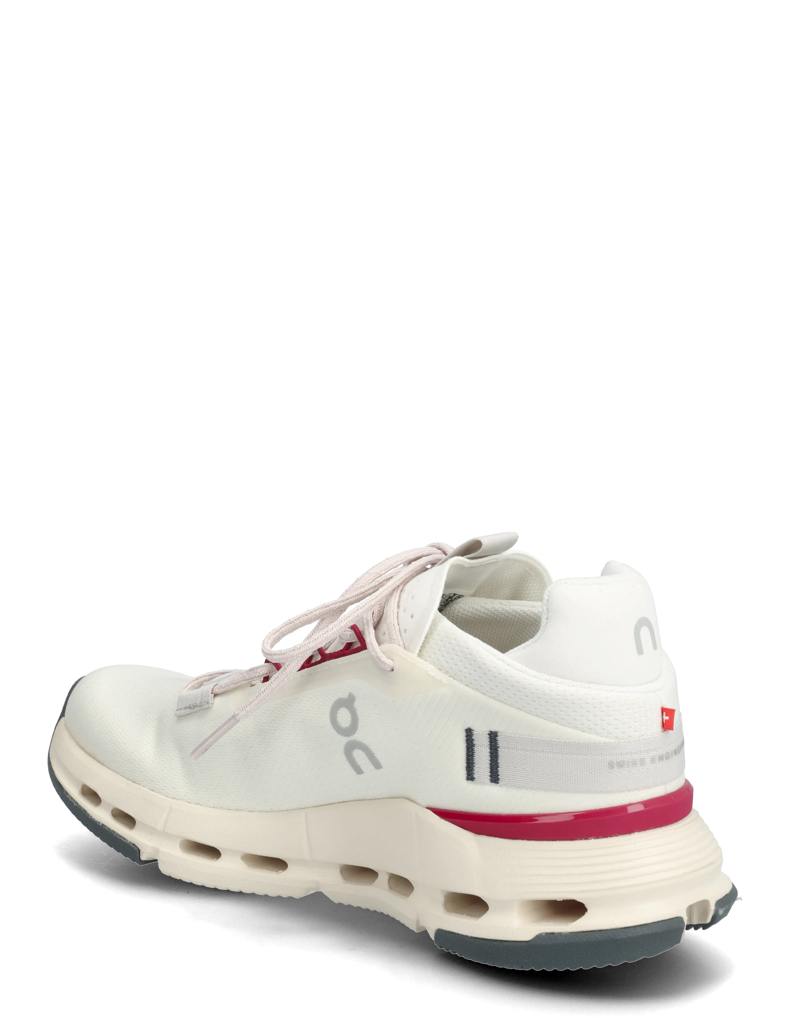 On - Cloudnova 2 - ivory | grenadine - 2