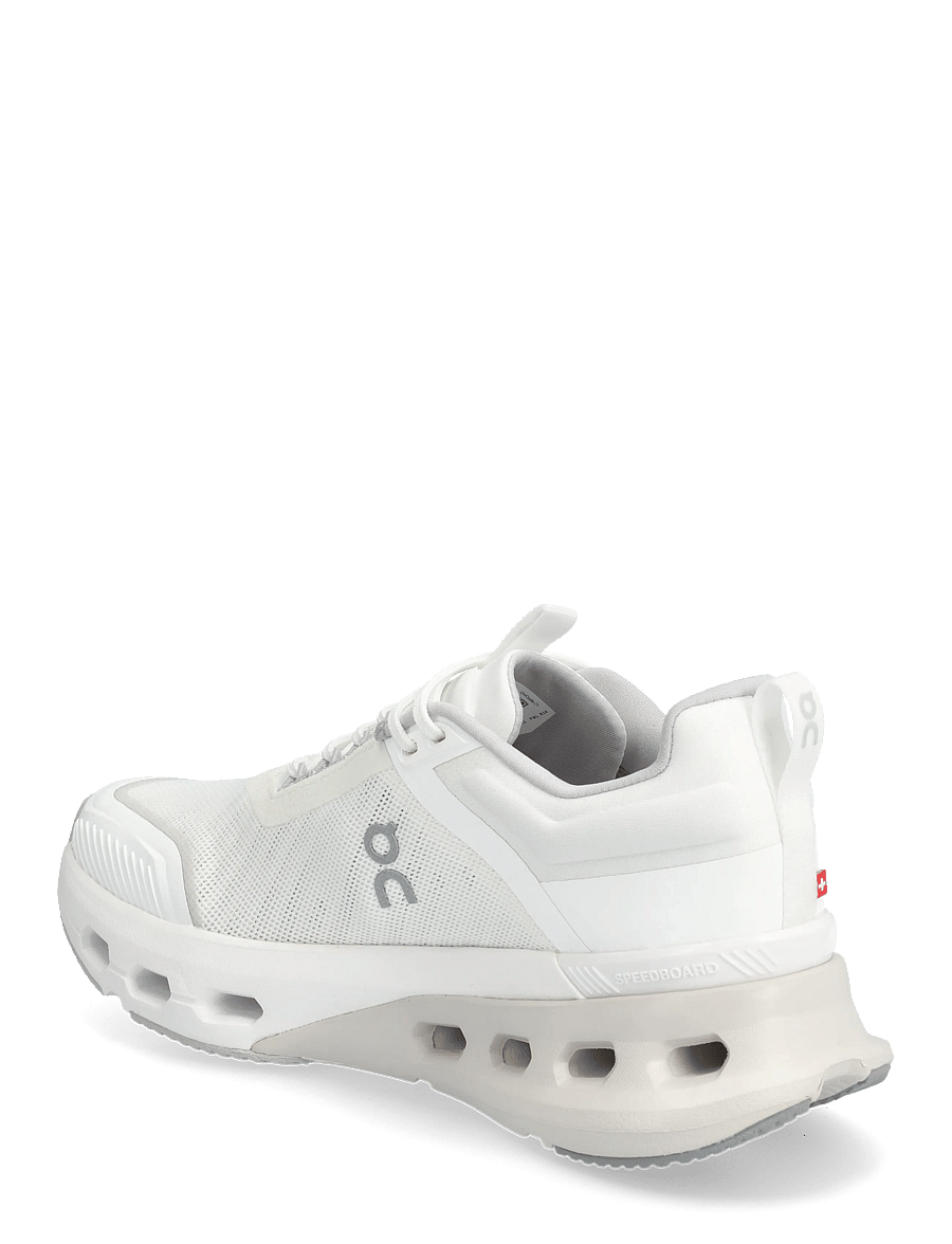 On - Cloudnova X - låga sneakers - white | glacier - 2