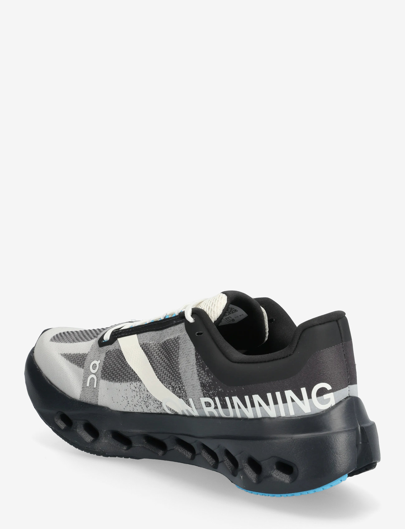 On - Cloudsurfer Next - jooksujalatsid - black | dew - 2