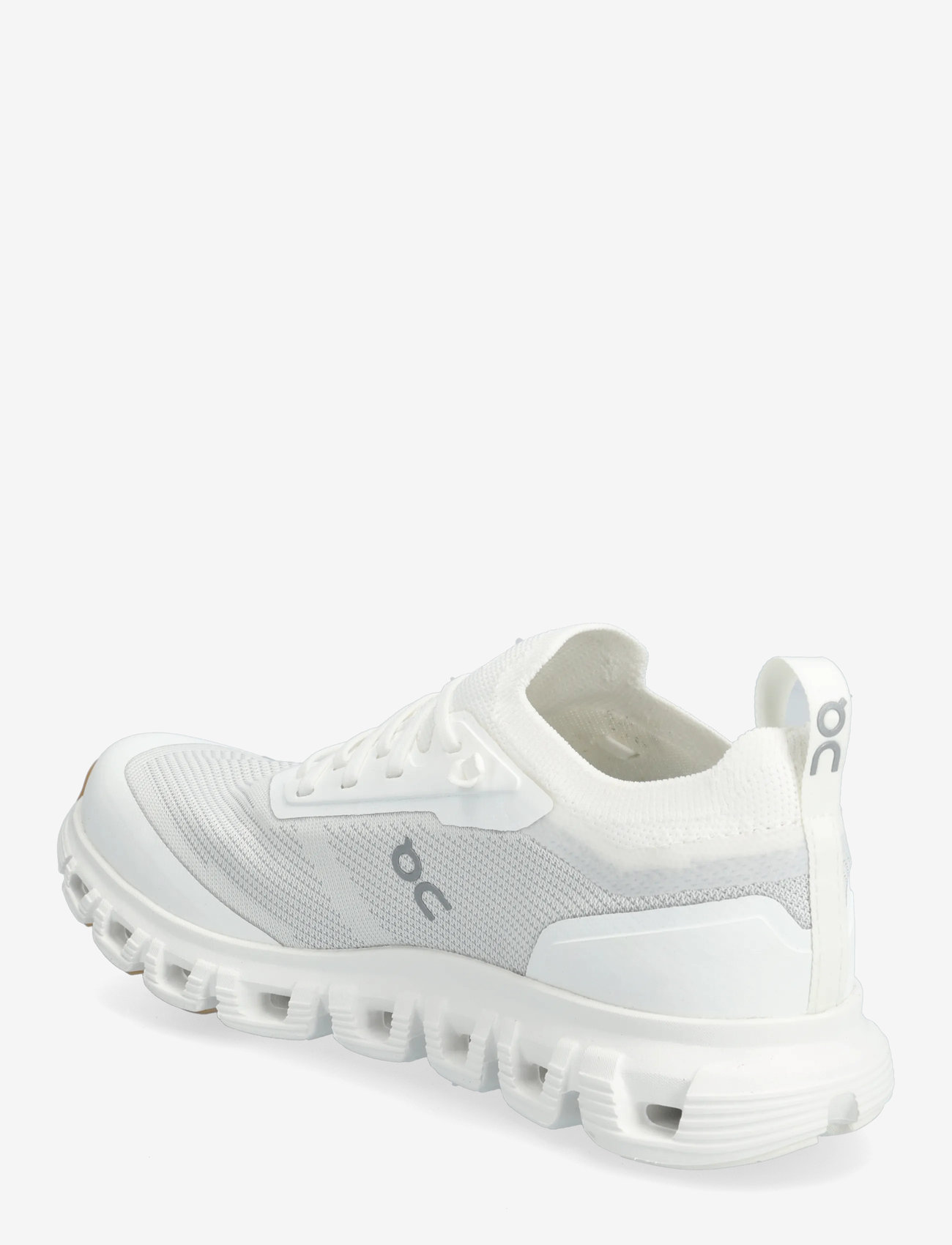 On - Cloud 6 Versa - træningssko - white | white - 2