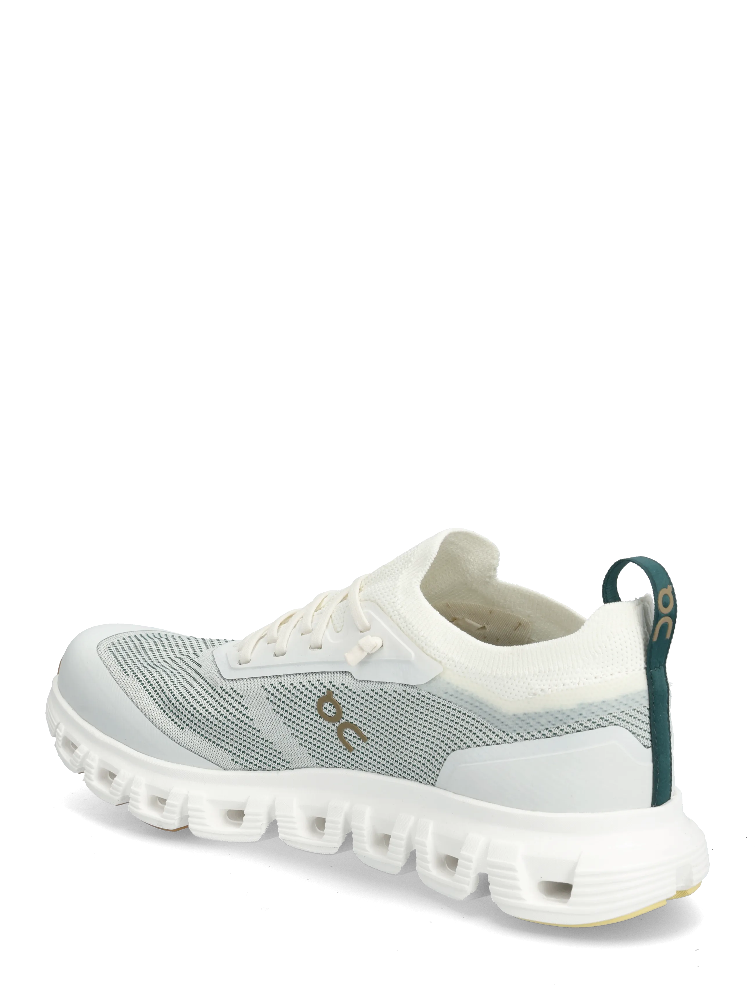 On - Cloud 6 Versa - ice | spirulina - 2