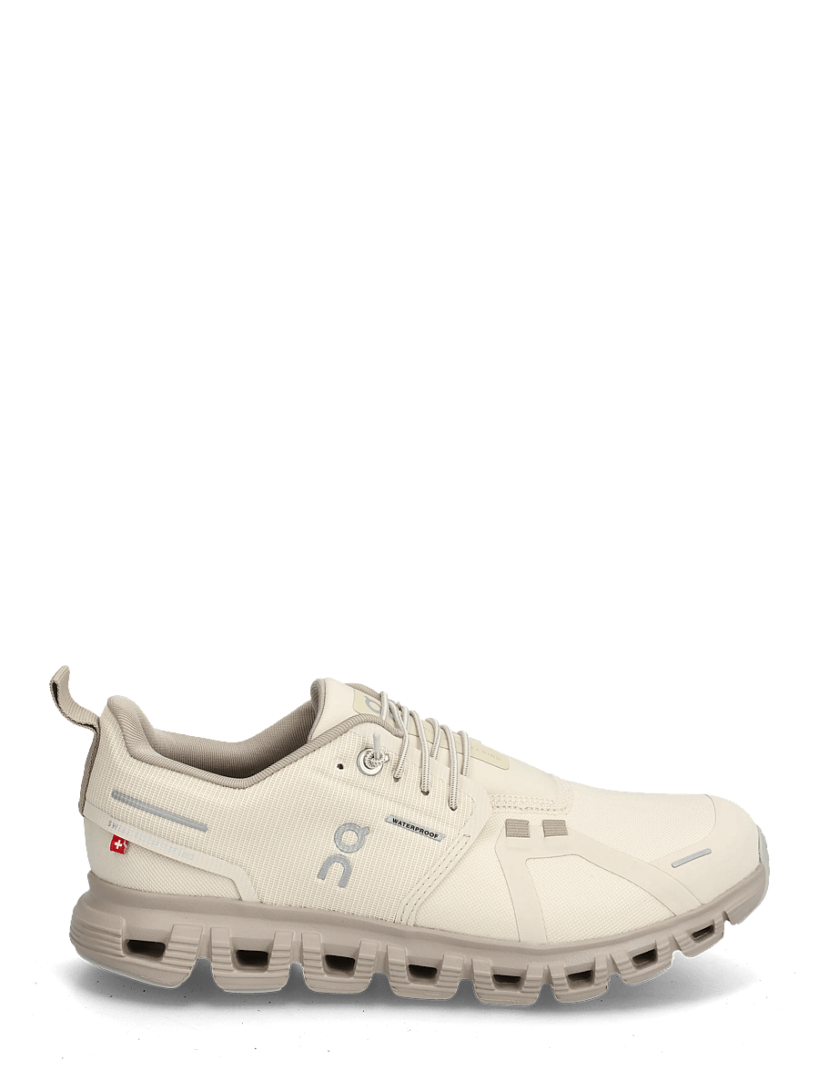 On - Cloud 6 WP - låga sneakers - sand | desert - 1