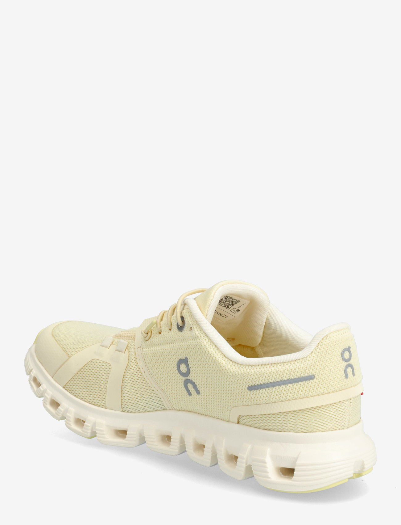 On - Cloud 6 - treeningjalatsid - castor | ivory - 2