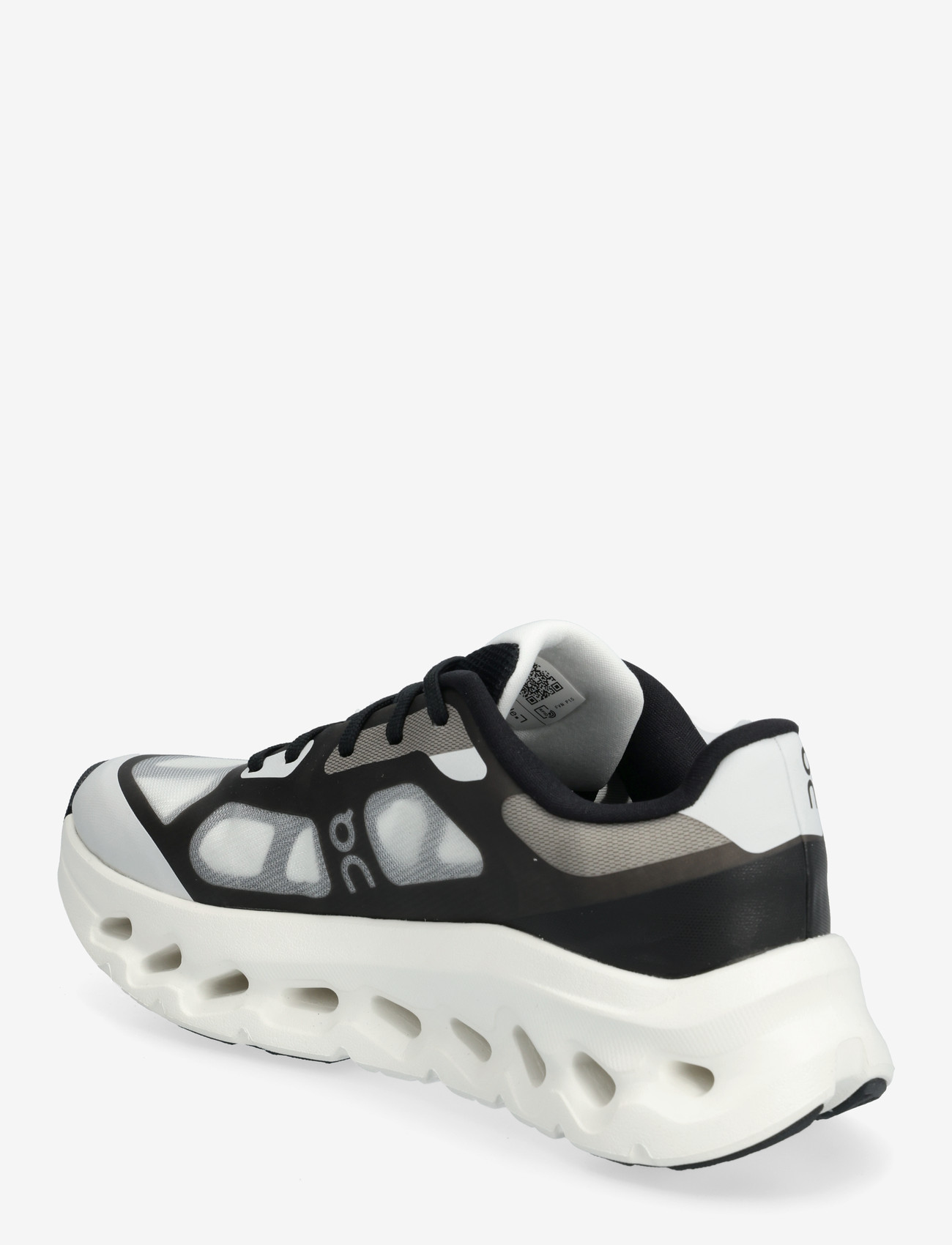 On - Cloudtilt Remix - lave sneakers - black | ivory - 2