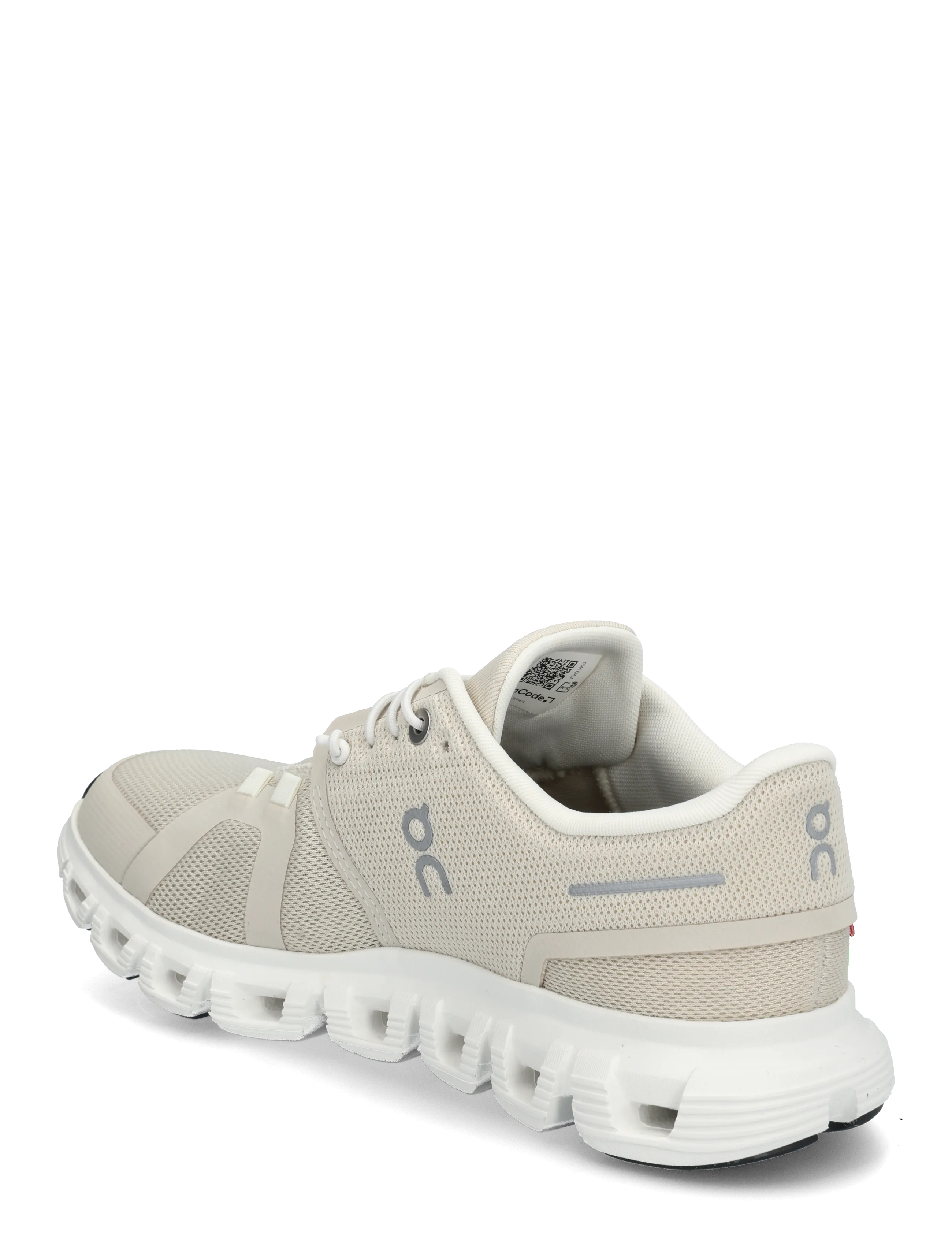On - Cloud 6 Wide - herbstersparnisse - pearl | white - 1