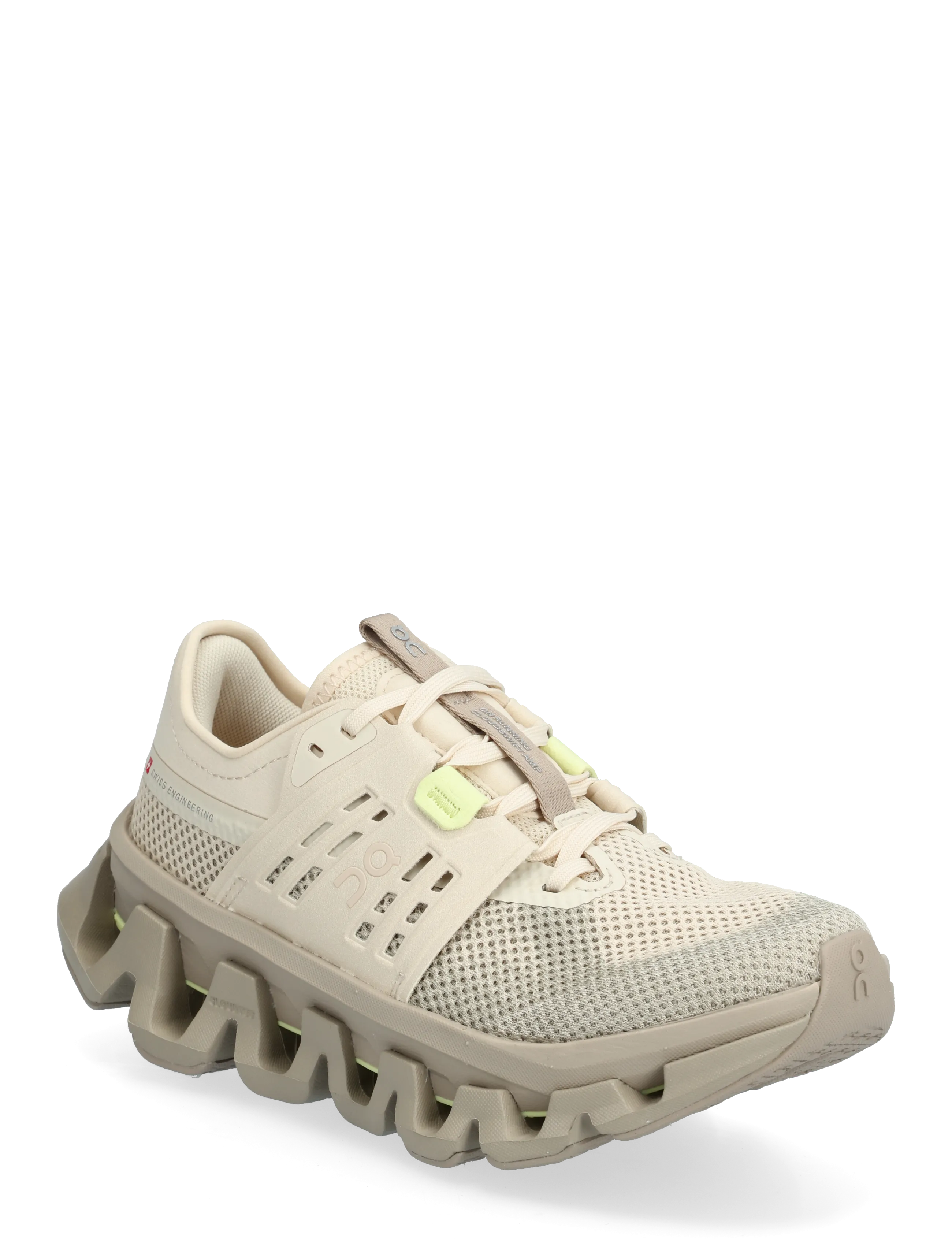 On Cloudswift Amp - Shoes - SAND | DESERT / beige