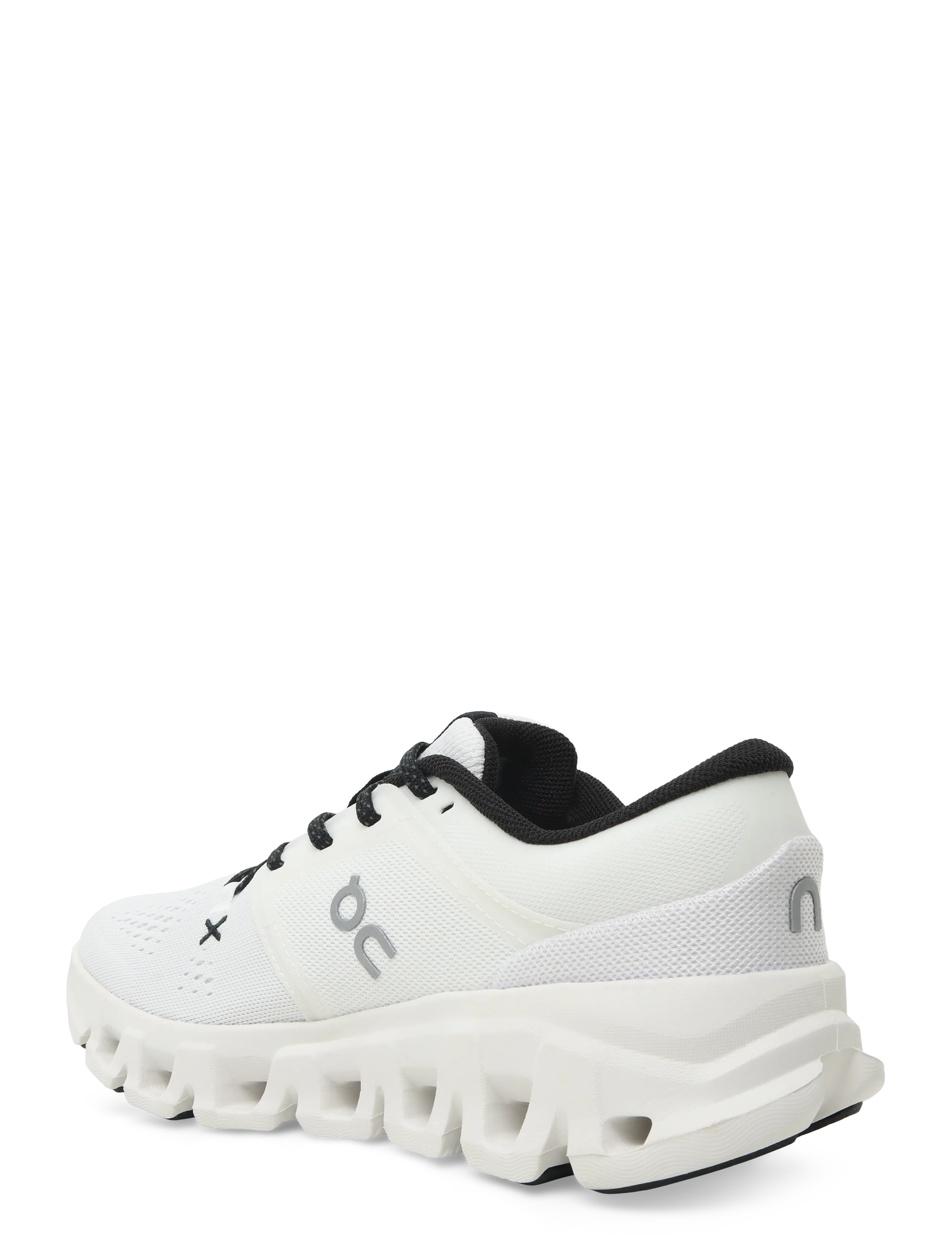 On - Cloud X 5 - training shoes - white | black - 1