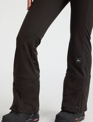 O'neill - BLESSED PANTS - spodnie narciarskie - black out - 5