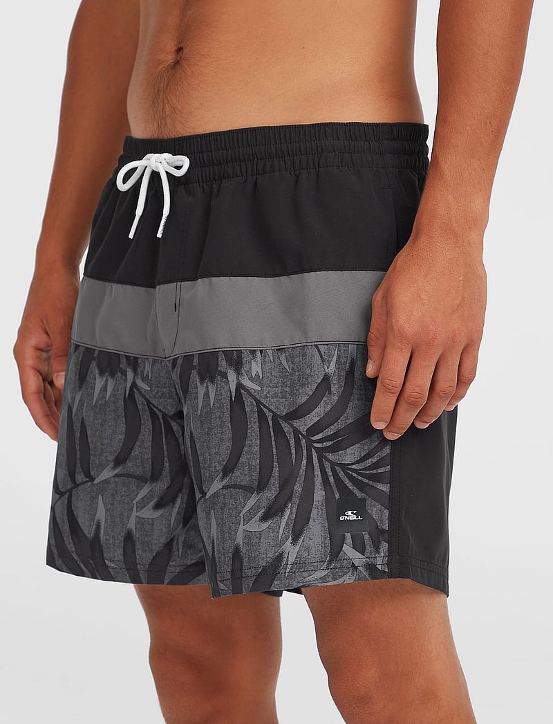 O'neill - O'NEILL CALI BLOCK 15'' SWIMSHORTS - badehosen - black dipped leaves - 4