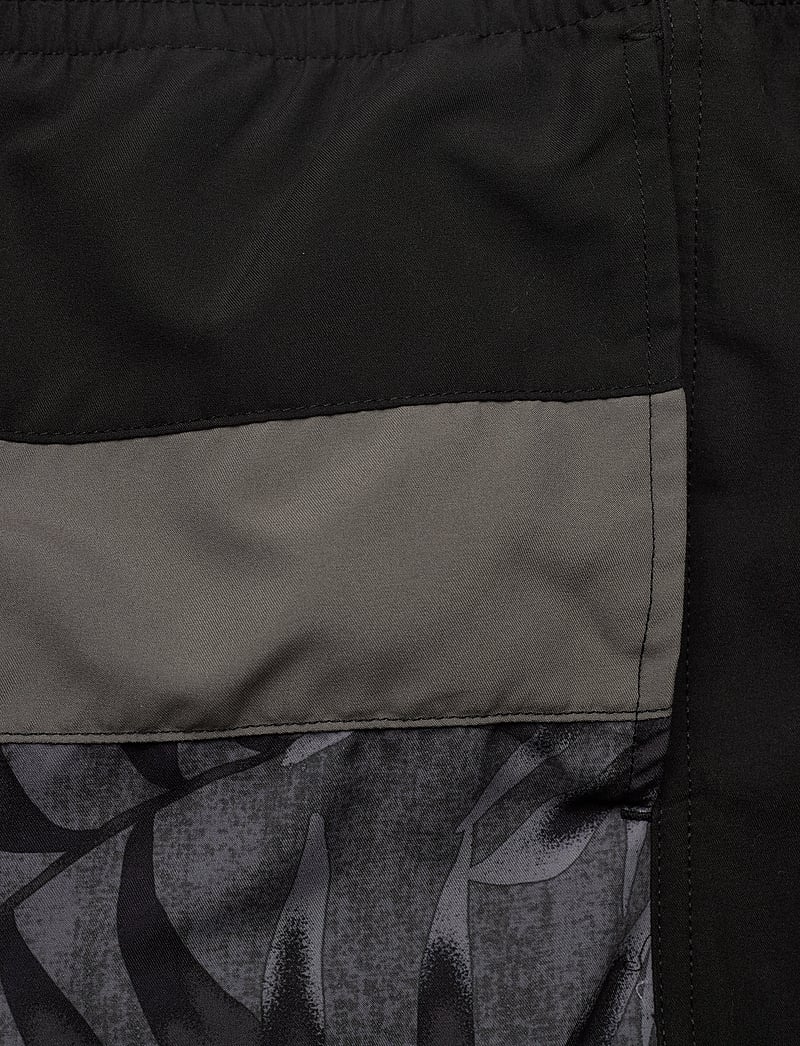 O'neill - O'NEILL CALI BLOCK 15'' SWIMSHORTS - badehosen - black dipped leaves - 5