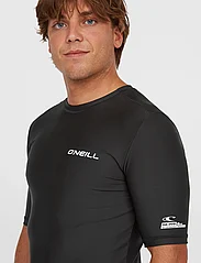 O'neill - ESSENTIALS SKINS S/SLV - short-sleeved t-shirts - black out - 4
