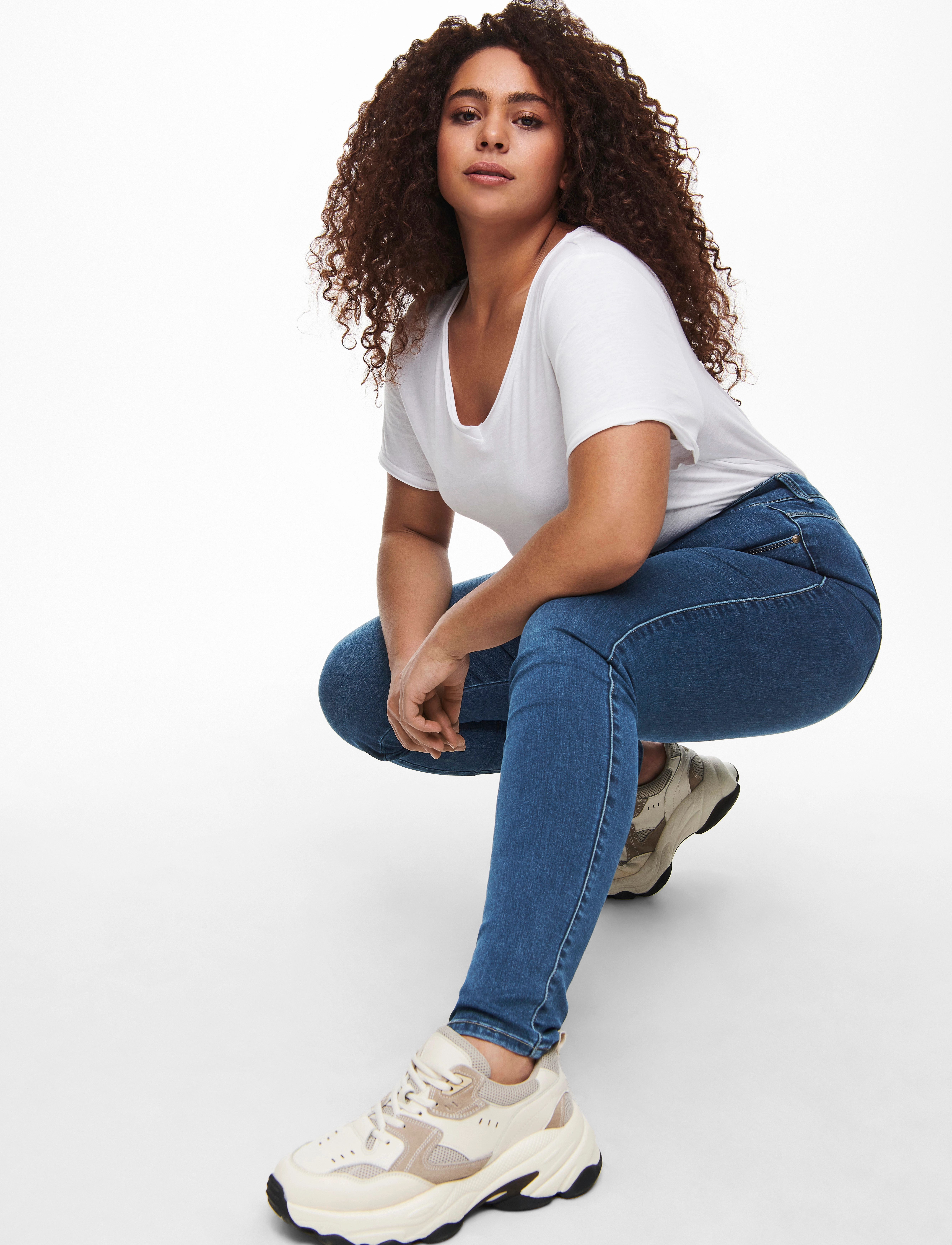 ONLY Carmakoma Caraugusta Hw Sk Dnm Jeans Bj13964 Noos dam – bild 6