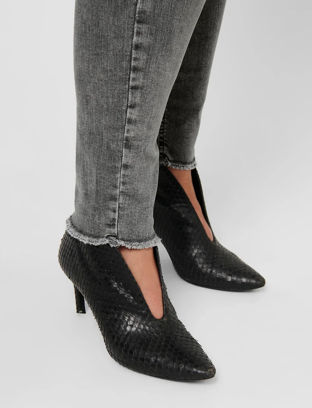 ONLY Carmakoma - CARWILLY REG SK ANK RW REA0918 NOOS - skinny jeans - grey denim - 5