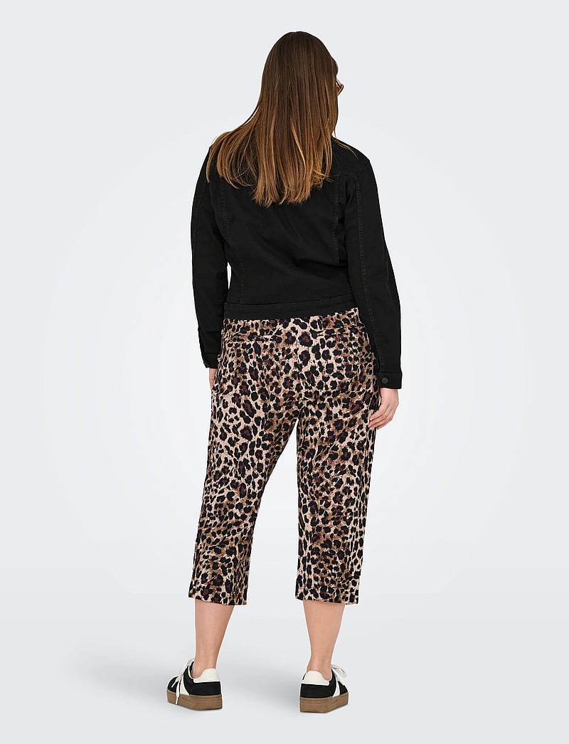 ONLY Carmakoma - CARWESPA LS JACKET BLACK DNM NOOS - denimjakker - black - 3