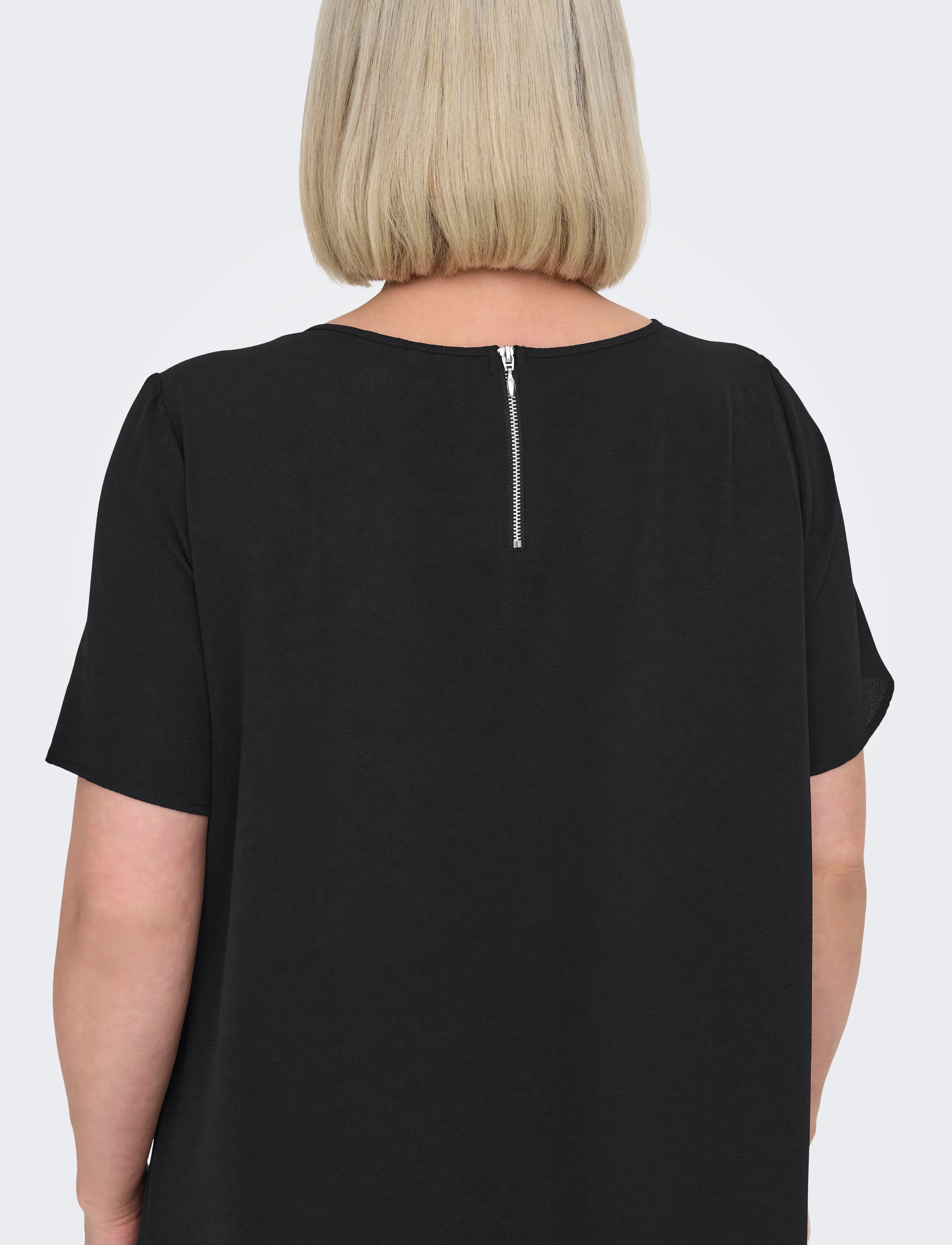 ONLY Carmakoma - CARLUX S/S TUNIC DRESS WVN NOOS - robes t-shirt - black - 5