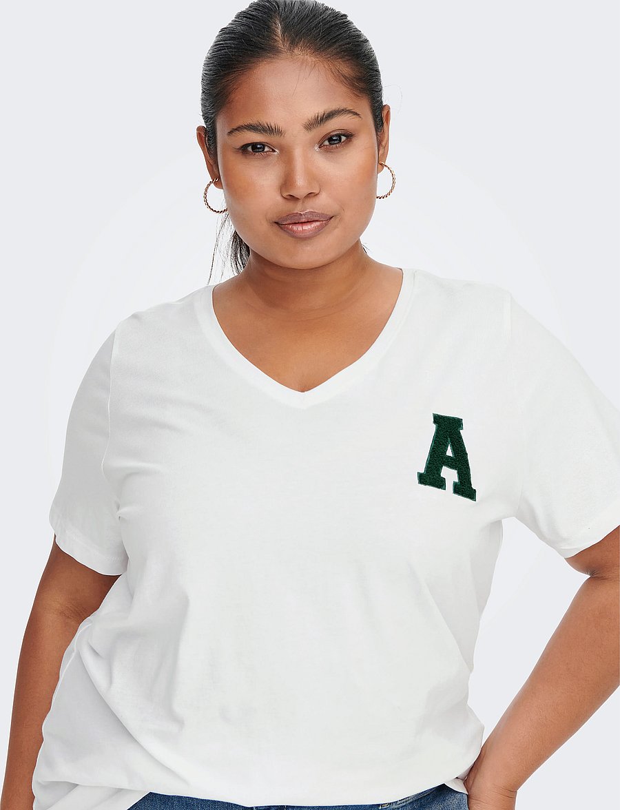 ONLY Carmakoma - CARELODIE SS V-NECK TEE JRS - rudens drabužiai - bright white - 5