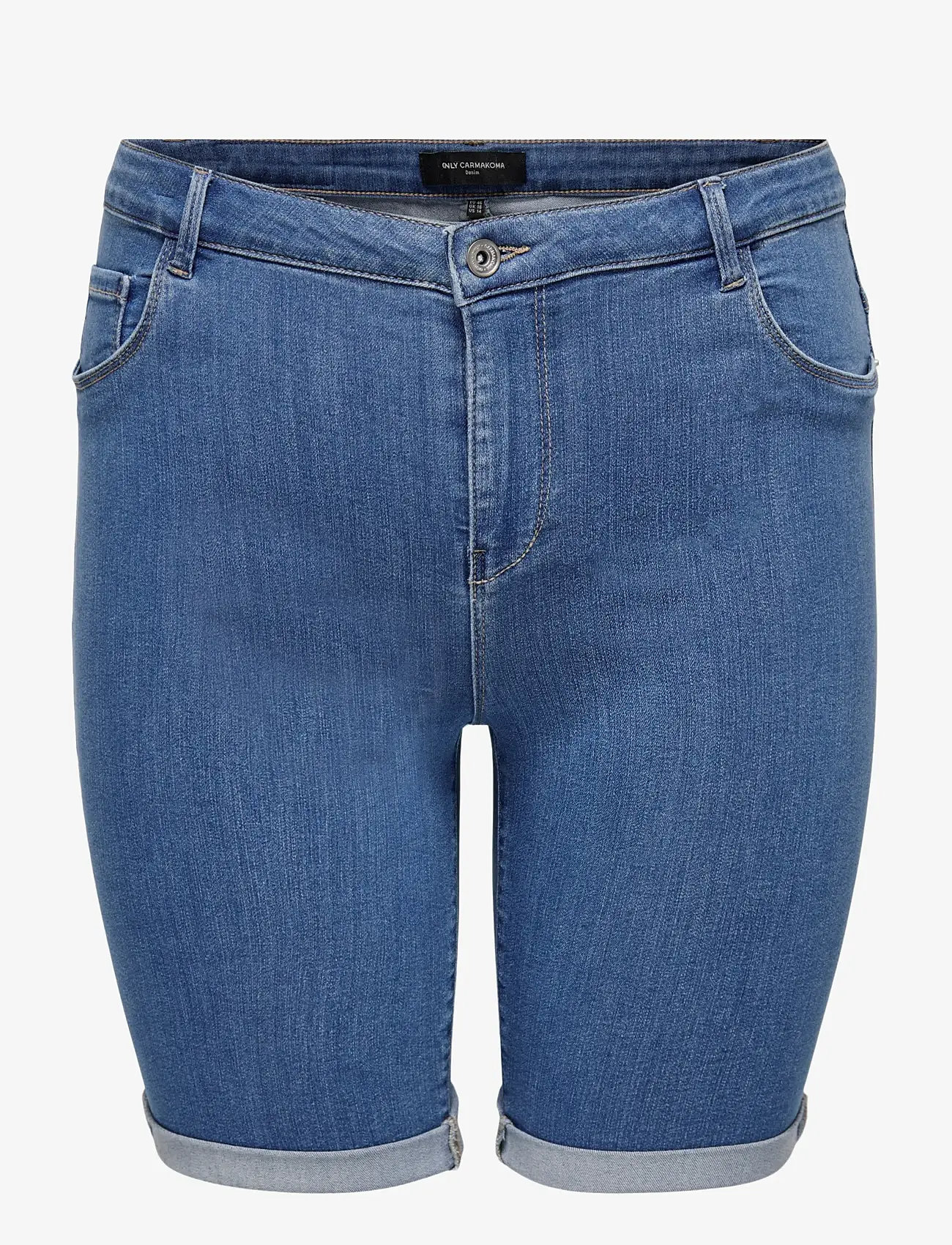 ONLY Carmakoma - CARTHUNDER LIFE REG LONG SHORTS DNM NOOS - lühikesed teksapüksid - medium blue denim - 1