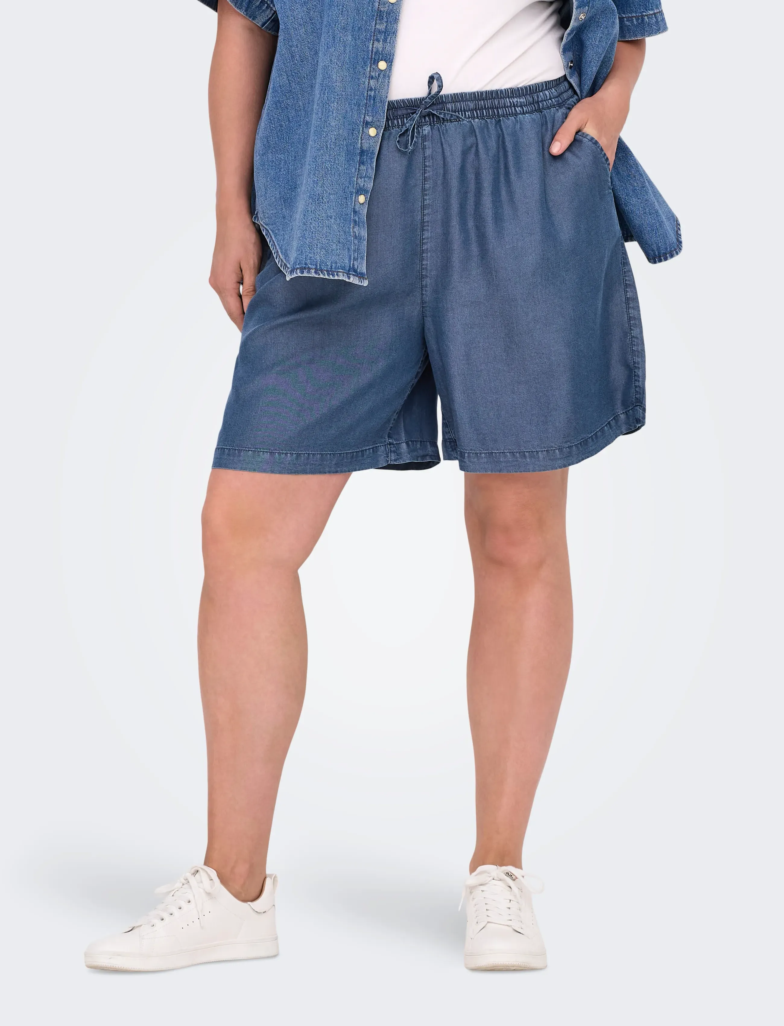 ONLY Carmakoma Carpema Life Lyocell Dnm Shorts Yok, 54, Blue, Shorts > Afslappede Shorts, Dame