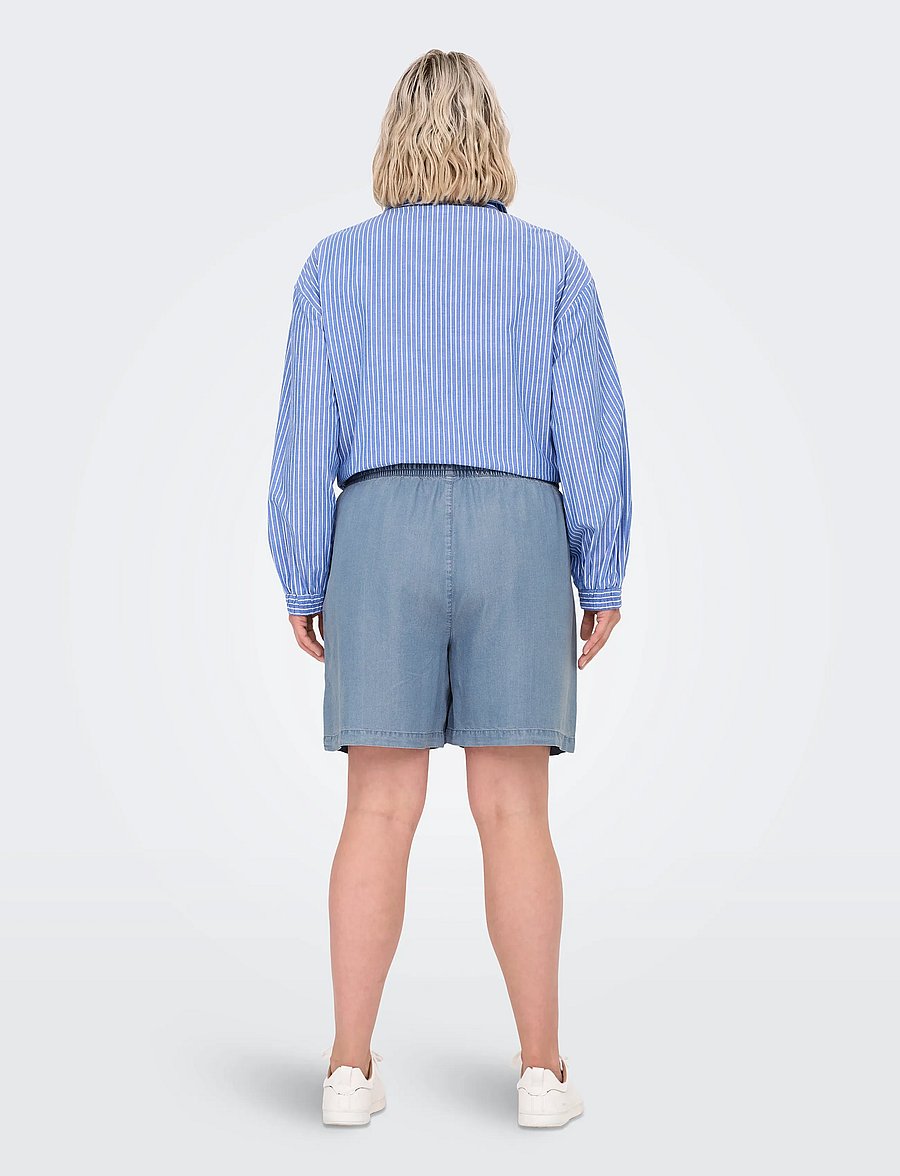 ONLY Carmakoma - CARPEMA LIFE LYOCELL DNM SHORTS YOK - freizeitshorts - medium blue denim - 3