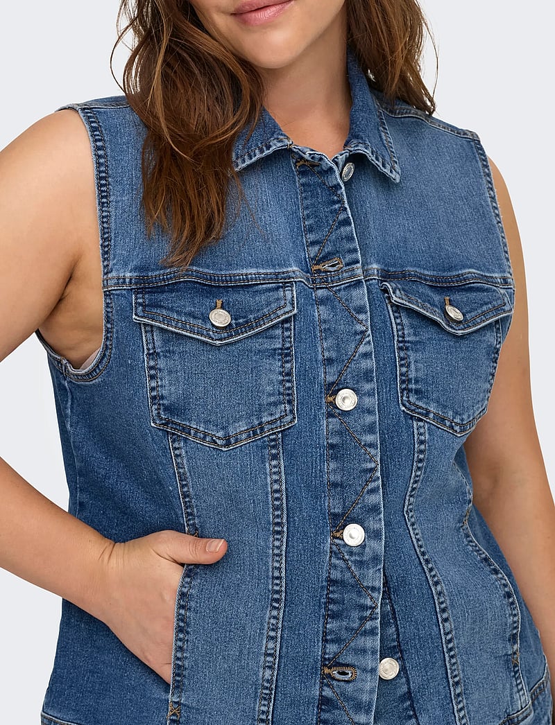 ONLY Carmakoma - CARWESPA WEST DNM PIM619 NOOS - denimveste - medium blue denim - 5