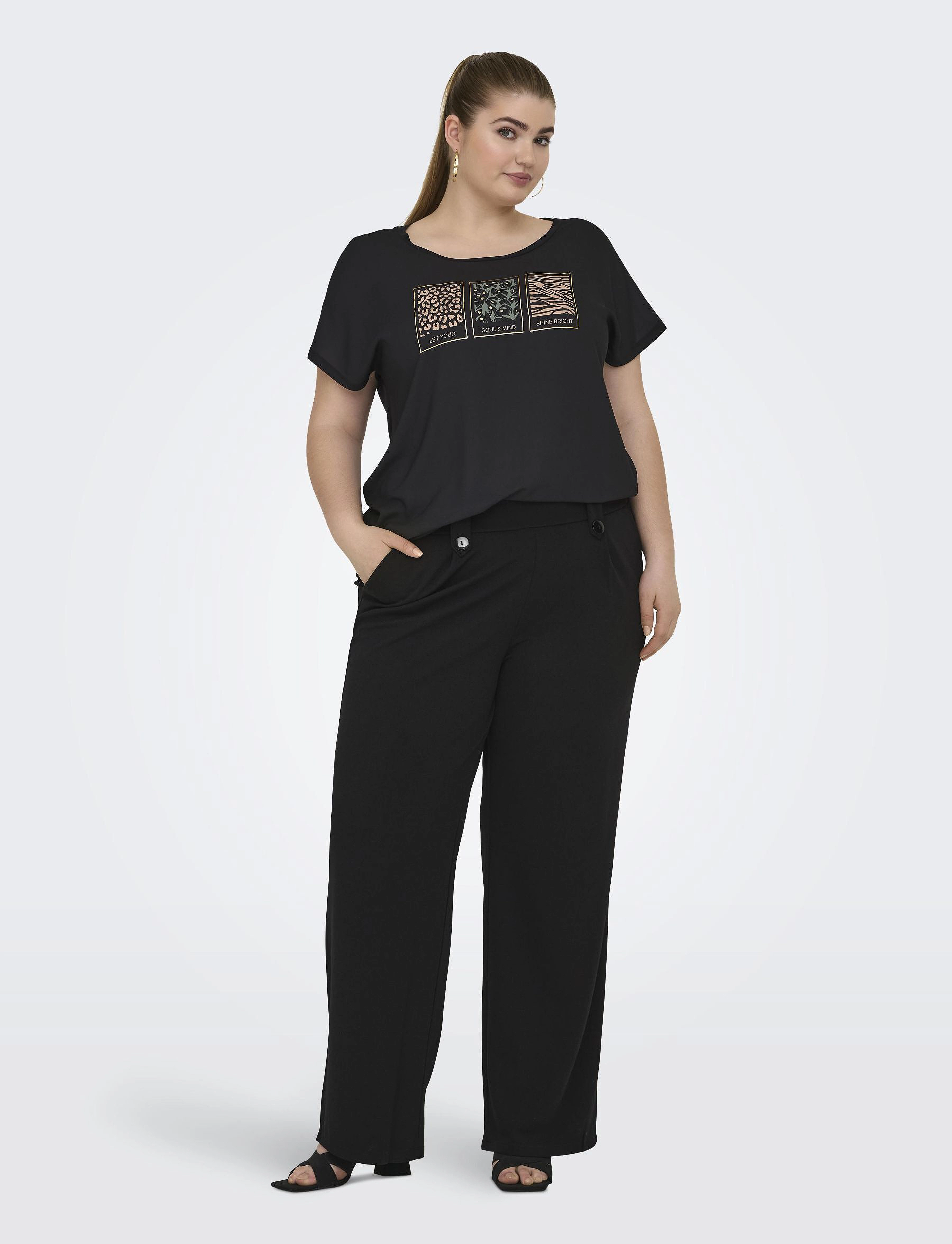 ONLY Carmakoma - CARSANIA BUTTON PANT JRS PNT NOOS - laia säärega püksid - black - 4