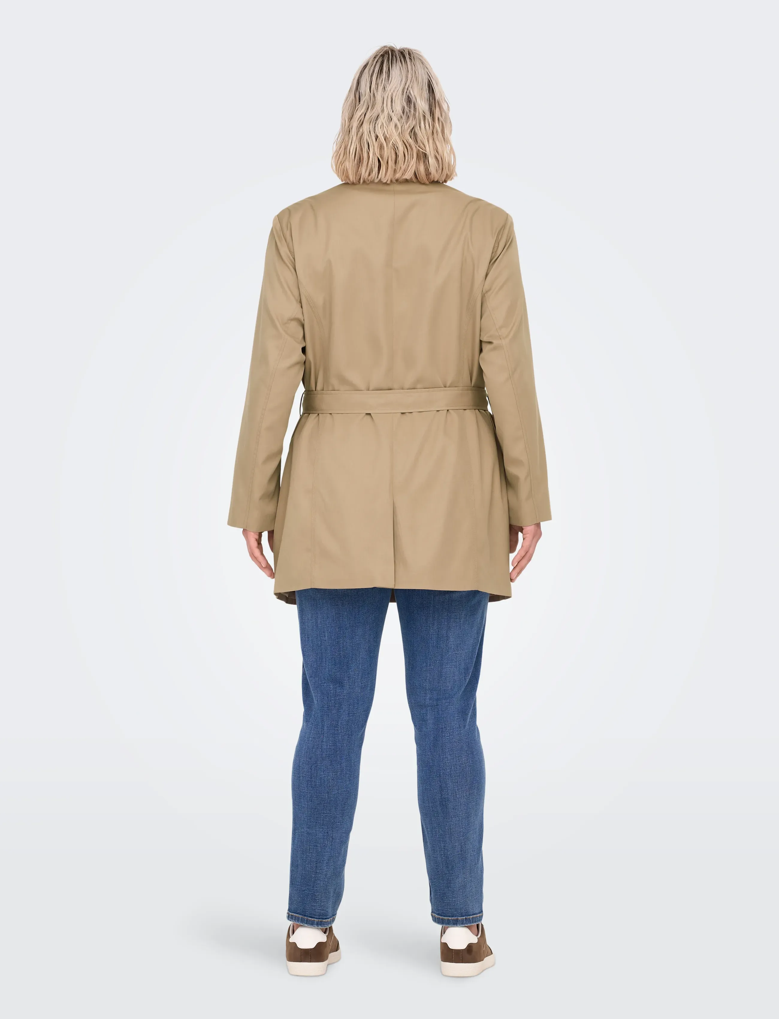 ONLY Carmakoma - CARVALERIE TRENCHCOAT OTW NOOS - ginger root - 3