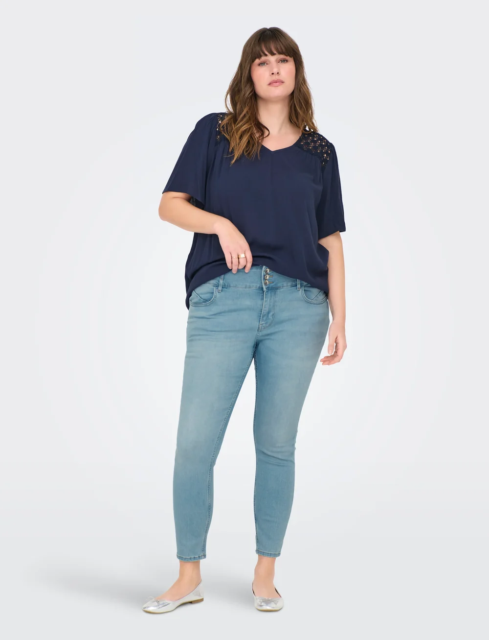 ONLY Carmakoma - CARANNA HW SKINNY ANK DNM ANA NOOS - skinny jeans - light blue denim - 0