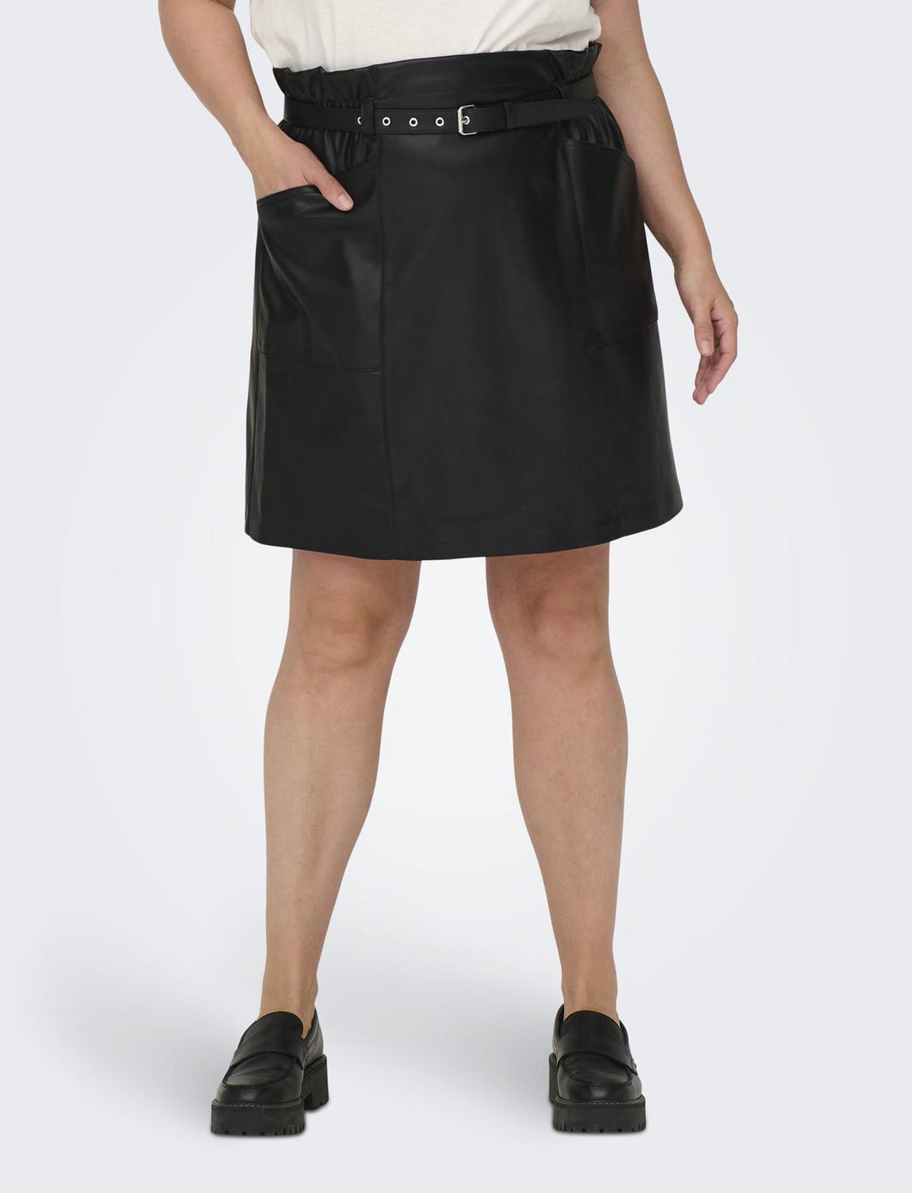 ONLY Carmakoma - CARHEIDI FAUX LEATHER SKIRT OTW - korta kjolar - black - 0