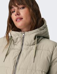 ONLY Carmakoma - CARNEWDOLLY LONG PUFFER COAT CC OTW - winter jackets - weathered teak - 4