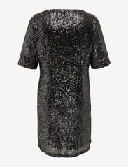 ONLY Carmakoma - CARSPARKLY SS SEQUINS DRESS WVN - ballīšu apģērbs par outlet cenām - black - 1