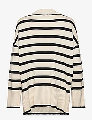 ONLY Carmakoma - CARHELLA LS LOOSE STRIPED O-NECK KNT - jumpers - birch - 1
