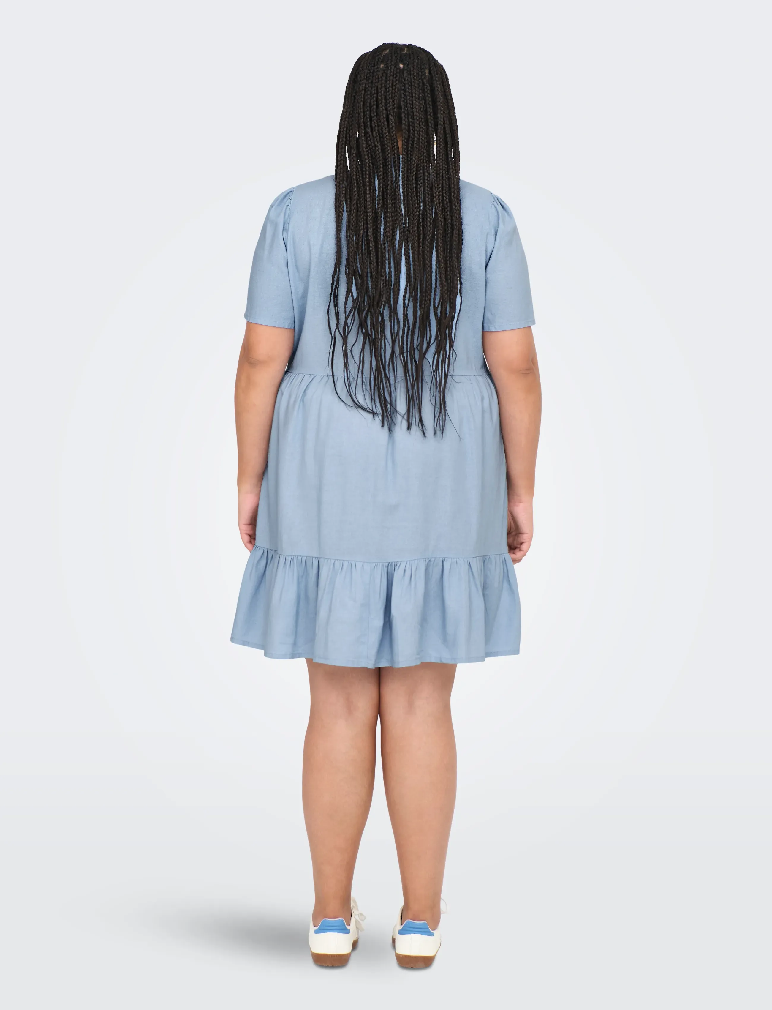 ONLY Carmakoma - CARTIRI-CARO S/S V-NECK LIN DRESS TLR - cashmere blue - 3