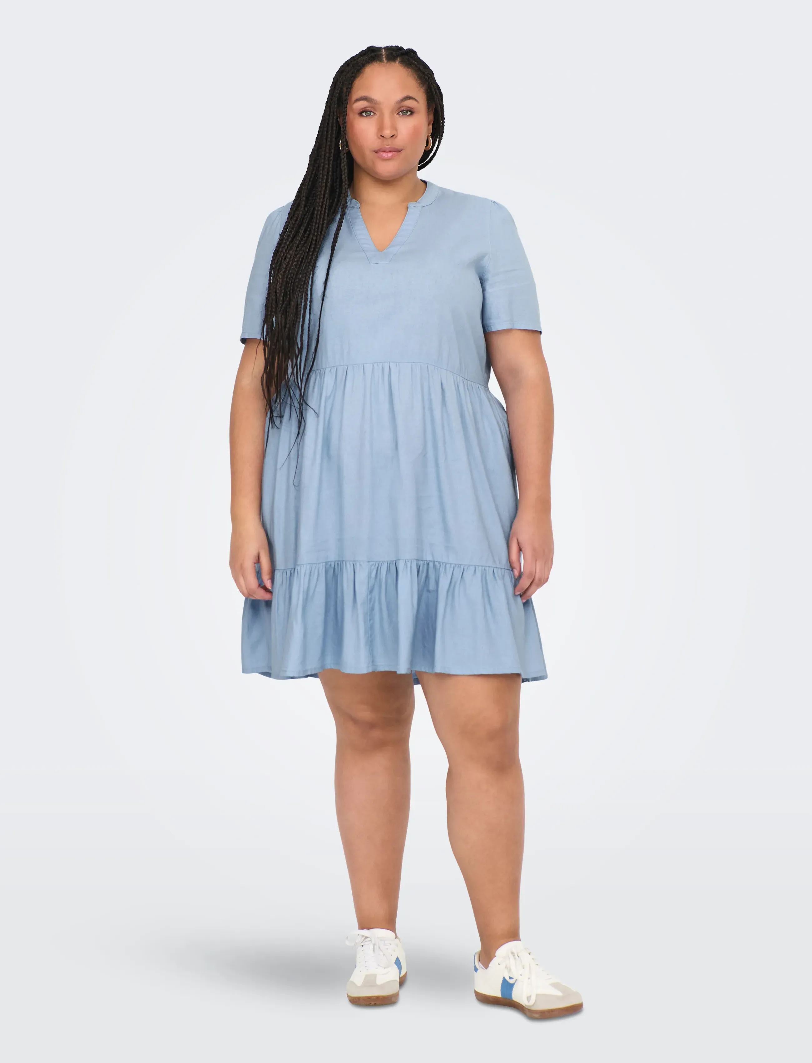 ONLY Carmakoma - CARTIRI-CARO S/S V-NECK LIN DRESS  TLR - cashmere blue - 4