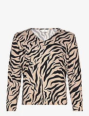 ONLY Carmakoma - CARCAMILLE L/S TOP CC JRS - die niedrigsten preise - trench coat - 0