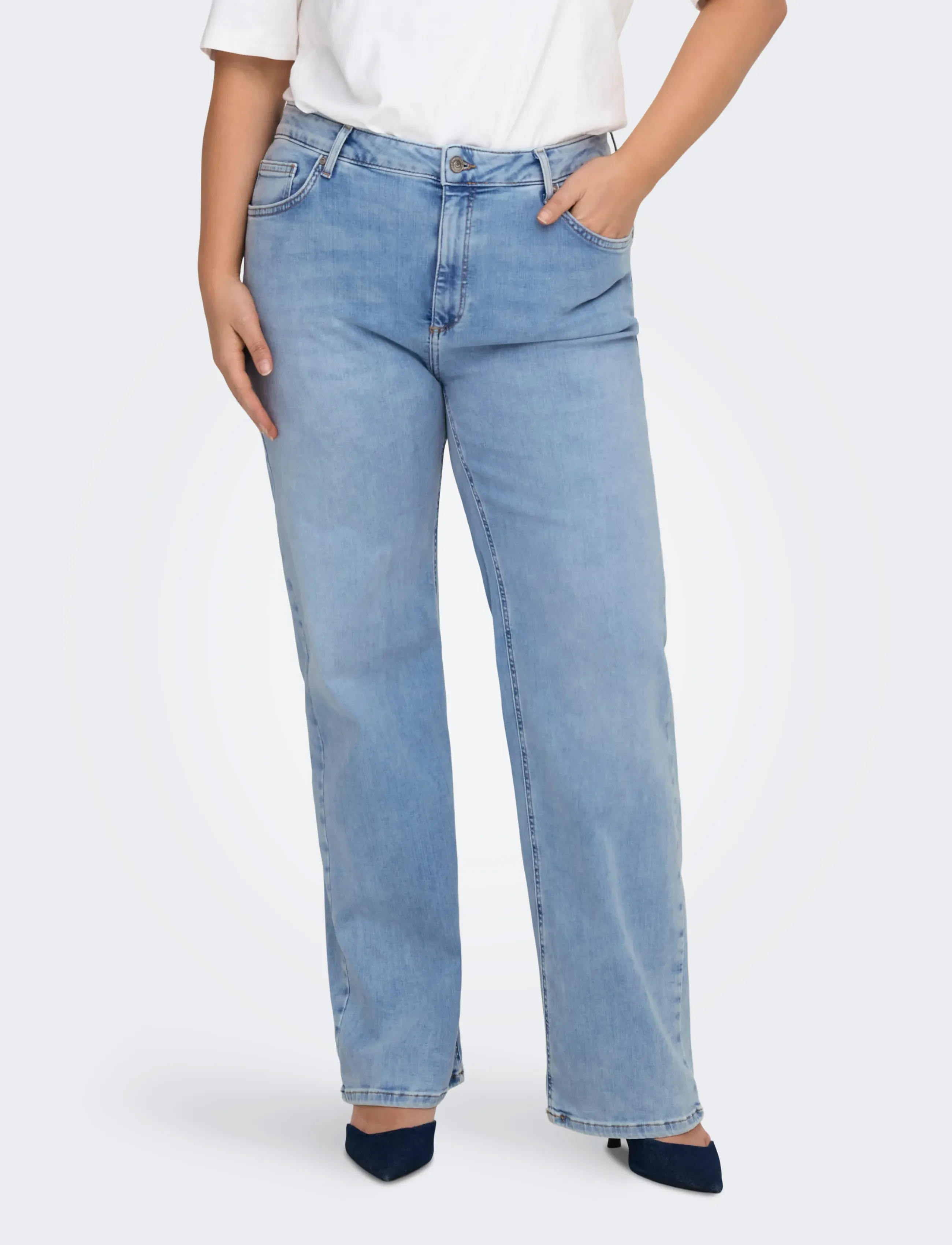 ONLY Carmakoma Carwilly Hw Wide Dnm Tai006 Noos, 54 x 34, Jeans, Blau - Wide, Frauen