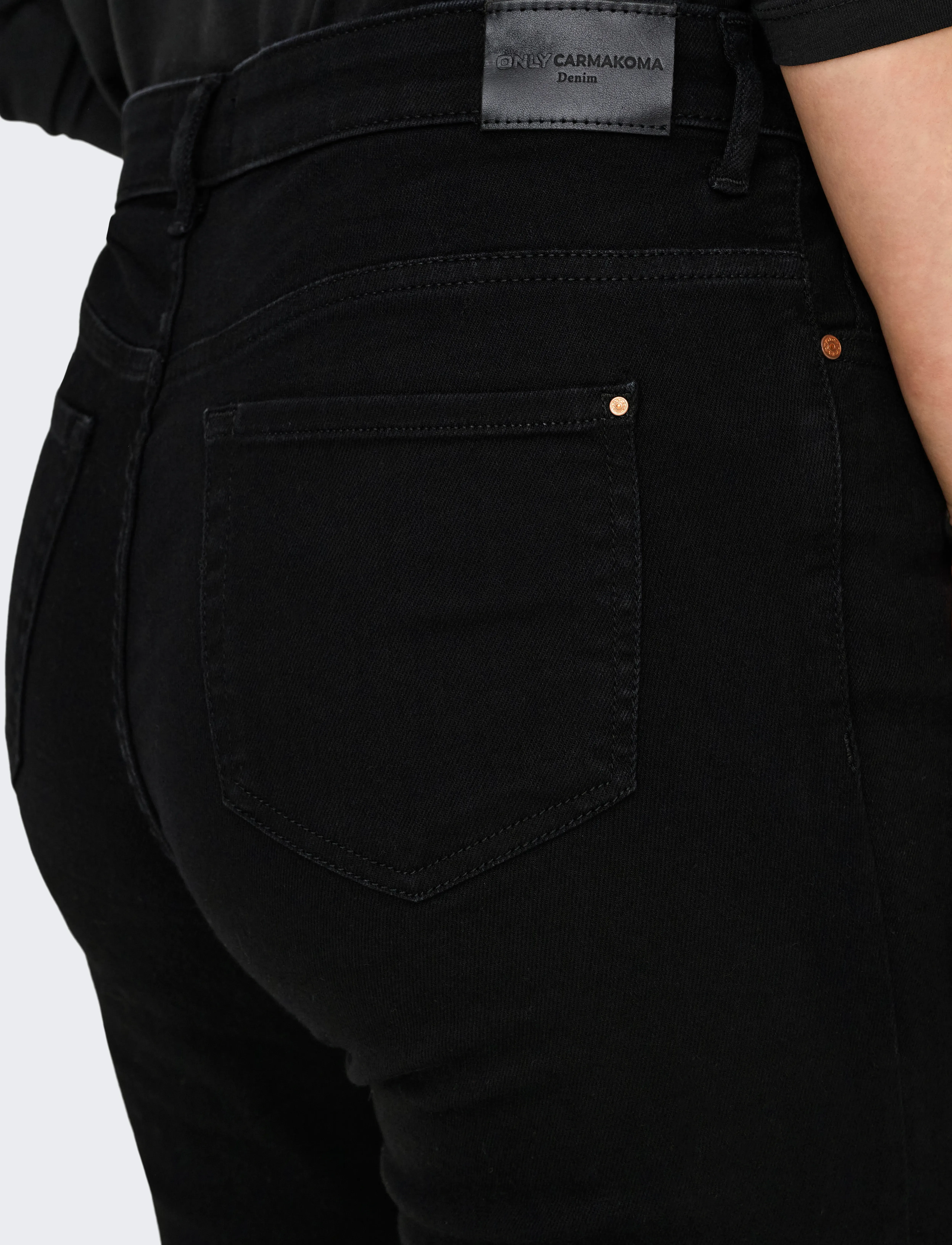 ONLY Carmakoma - CARSUI MID SLIM DNM DIA367 NOOS - jeans slim - washed black - 5
