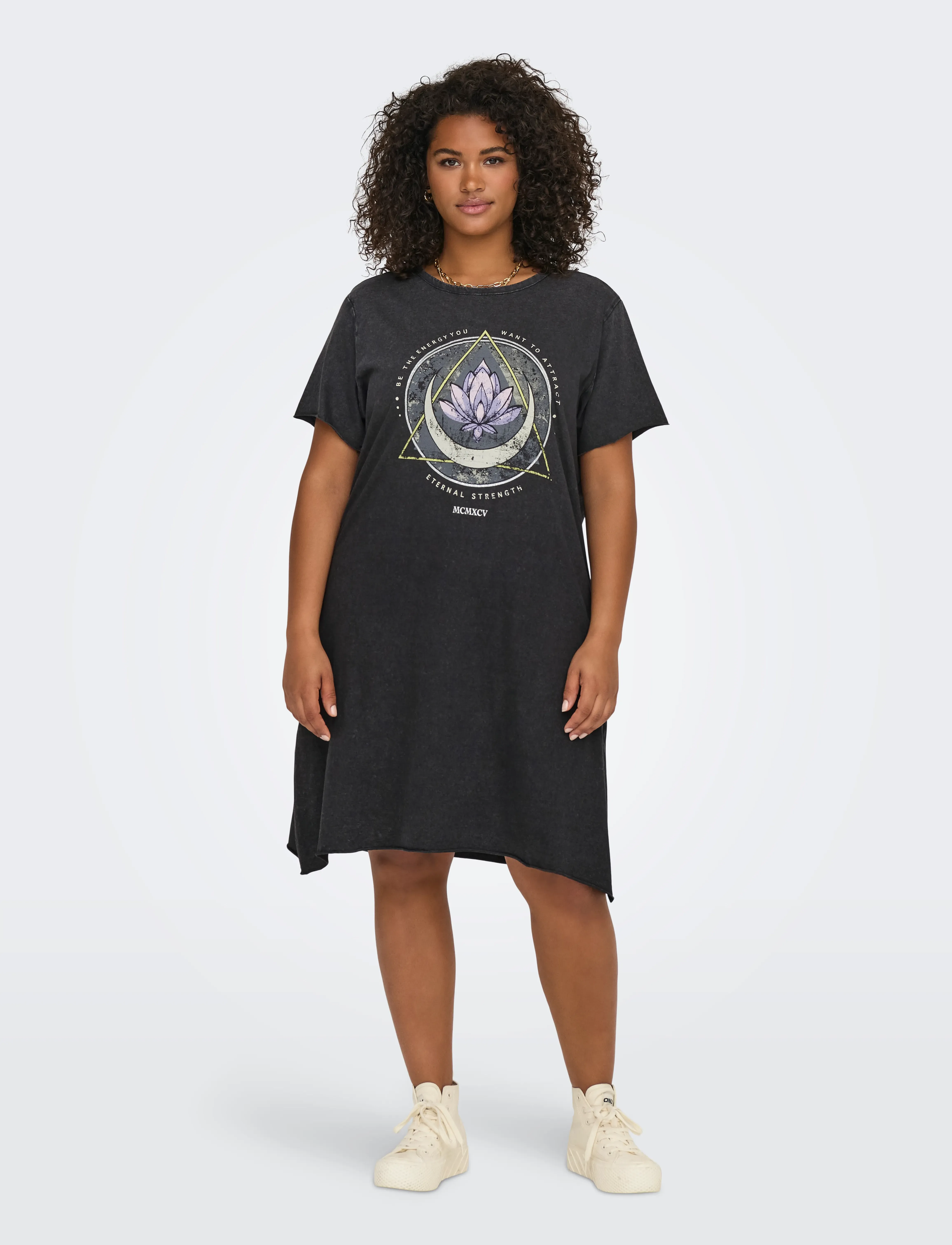ONLY Carmakoma - CARLUCY SS T-SHIRT DRESS JRS NOOS - black - 4