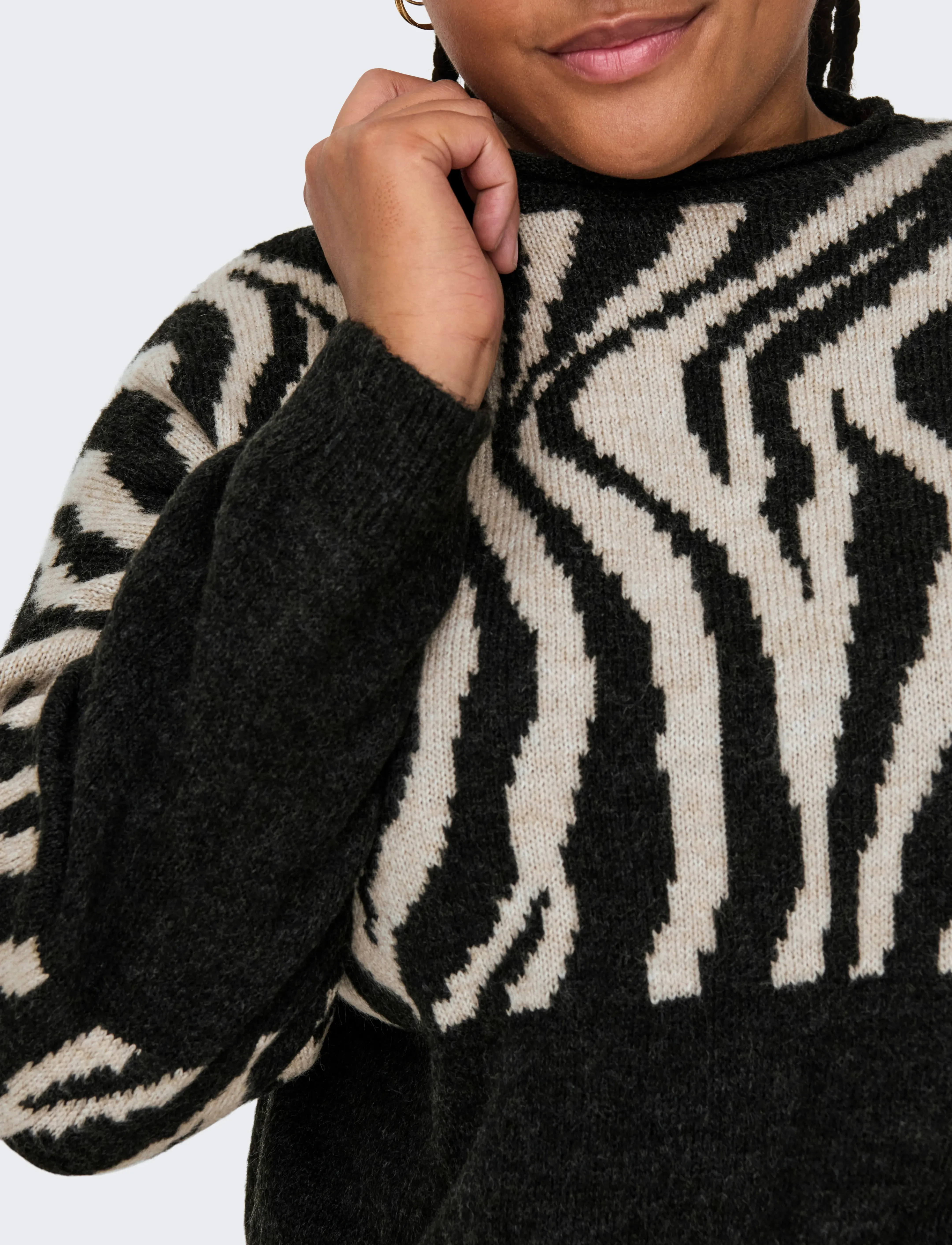 ONLY Carmakoma - CARJADE ZEBRA L/S O-NECK KNT NOOS - pirate black - 5