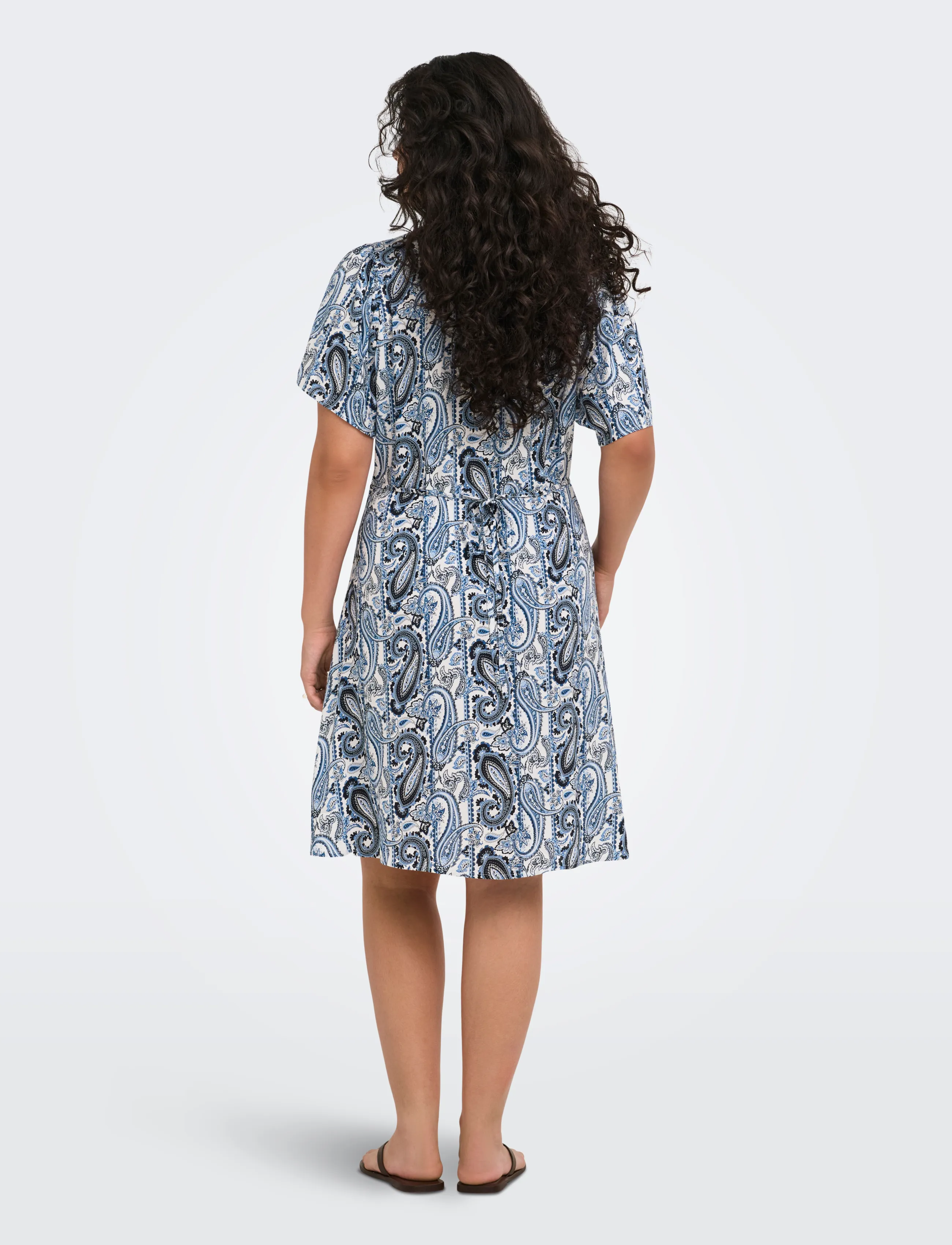 ONLY Carmakoma - CAREVIDA S/S DRESS WVN NOOS - confirmation - coronet blue - 3