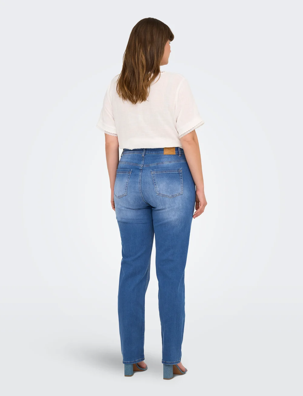 ONLY Carmakoma - CARWILLY HW STRAIGHT DNM REA12187 NOOS - jeans droites - medium blue denim - 3