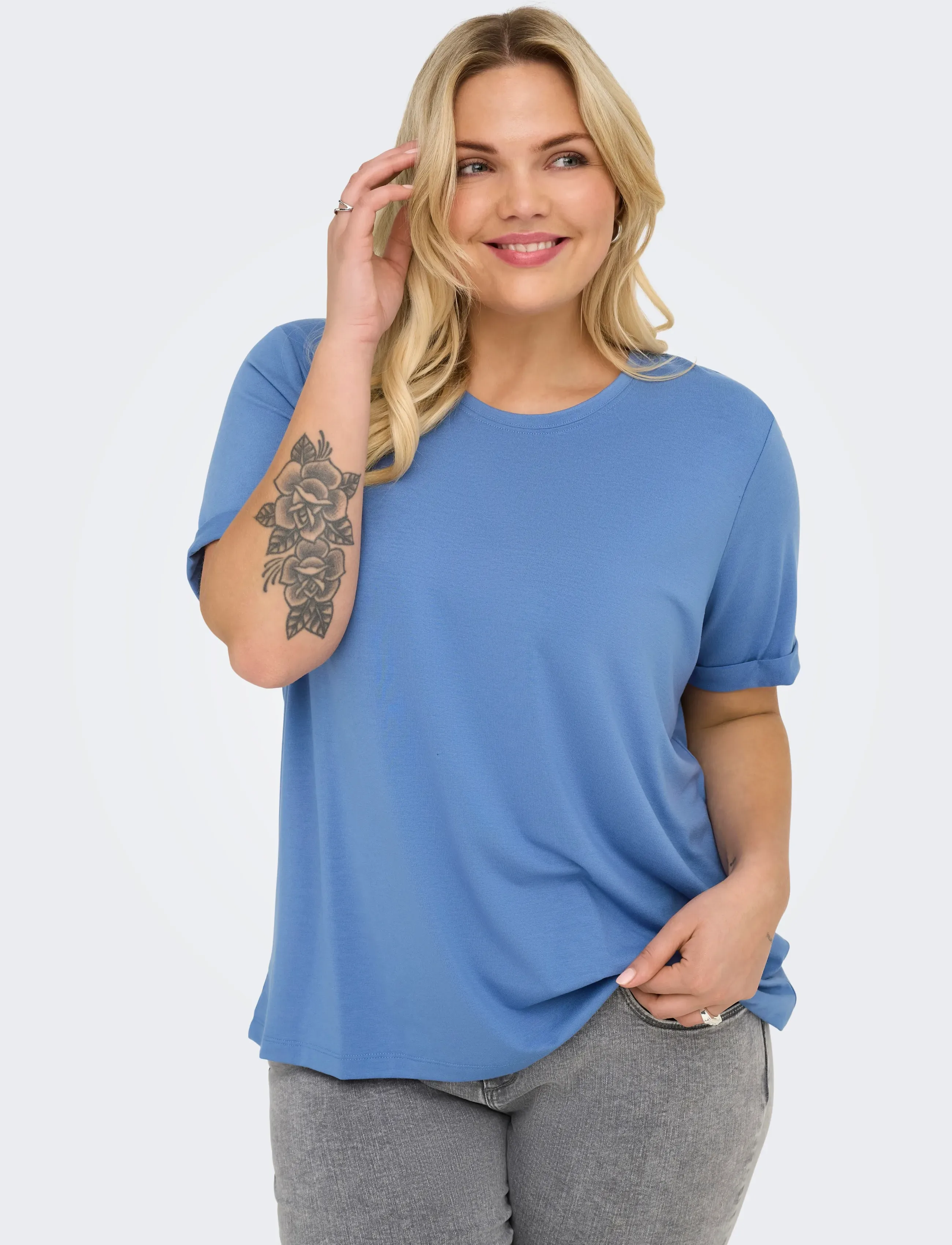 ONLY Carmakoma - CARMOSTER S/S FOLD UP TOP JRS NOOS - t-shirts - blue yonder - 4