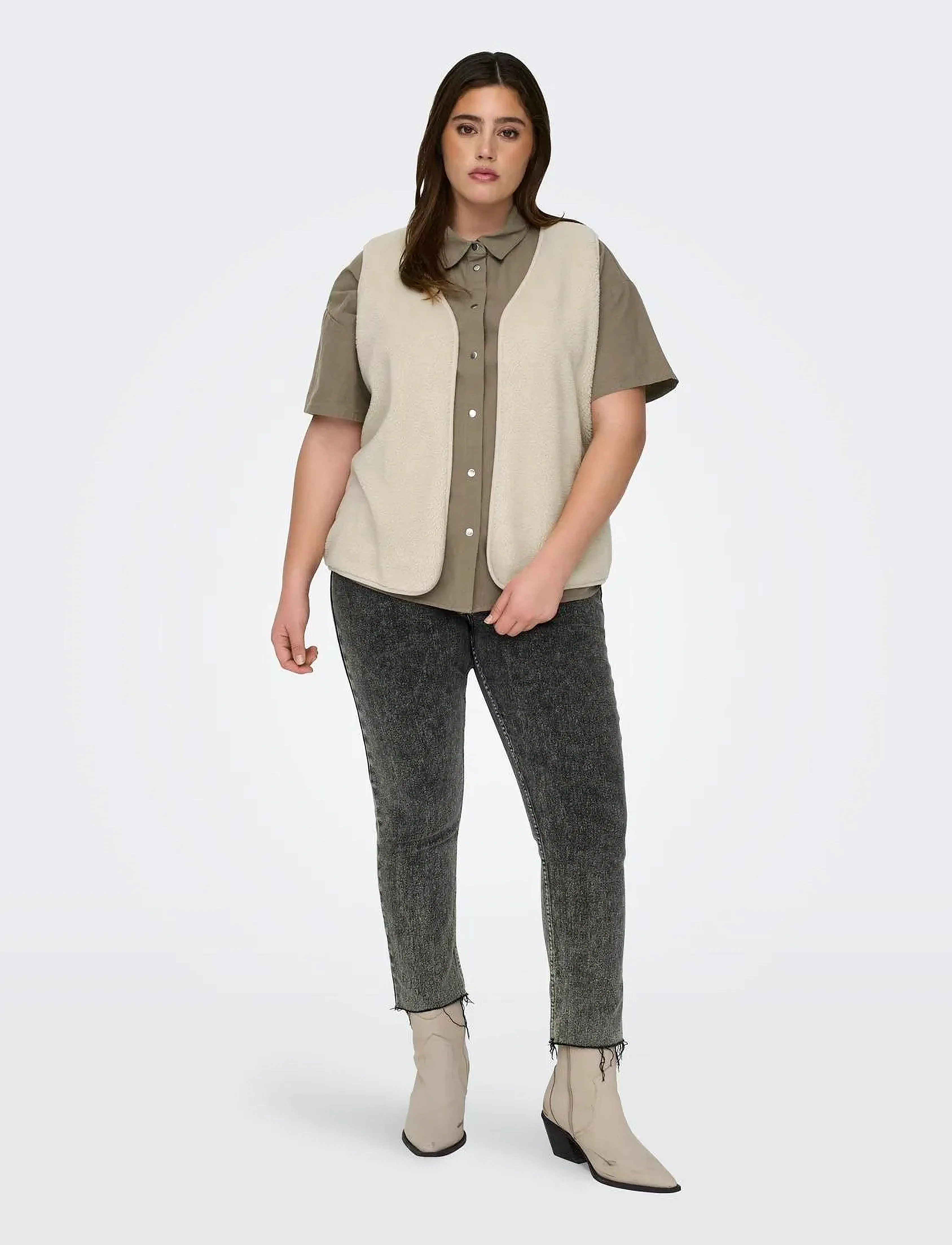 ONLY Carmakoma - CARBELISA TEDDY WAISTCOAT JRS - fleece- und teddy-westen - birch - 5