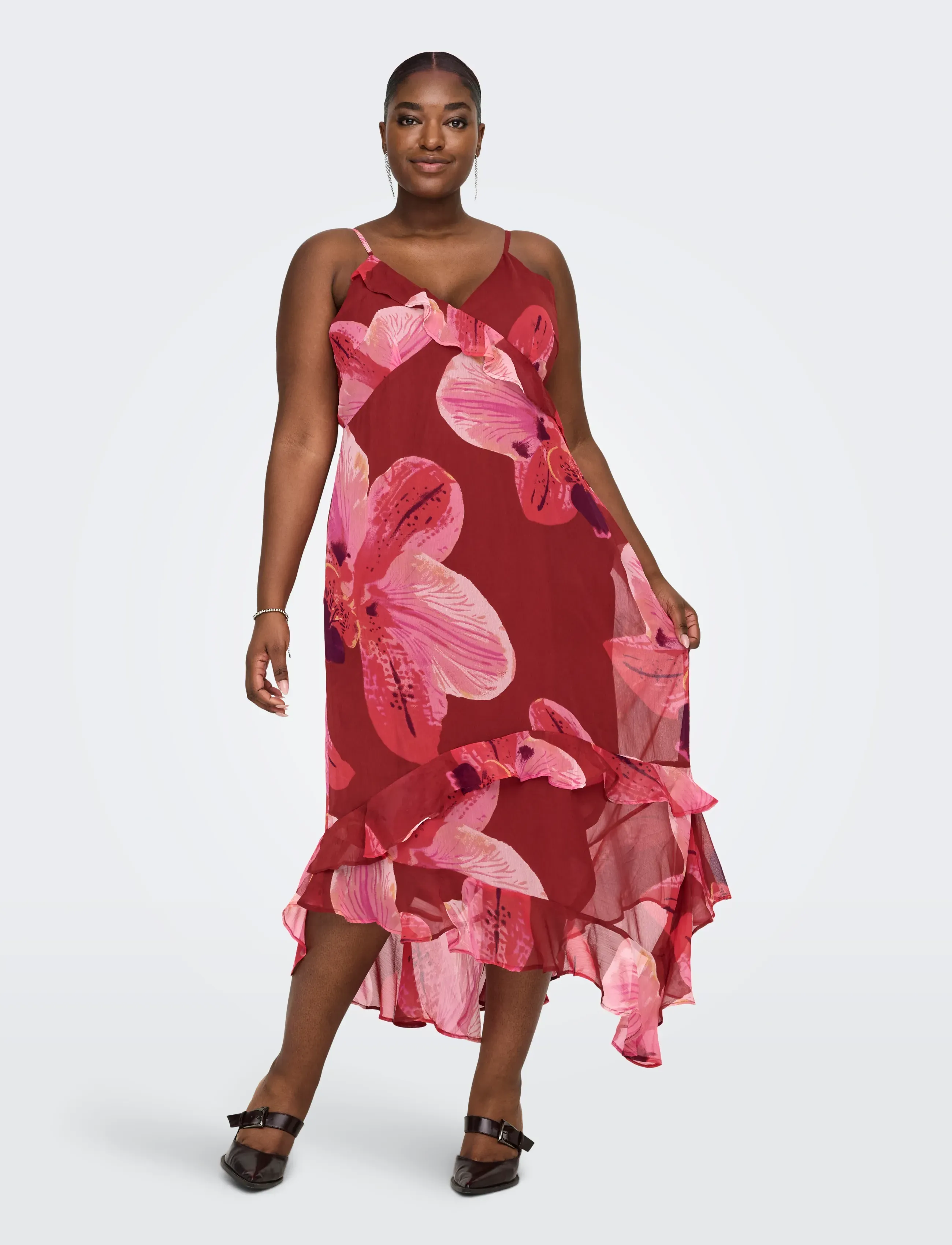 ONLY Carmakoma CARASTA STRAP FRILL ANKLE DRESS - Kjoler - SPICED APPLE / red